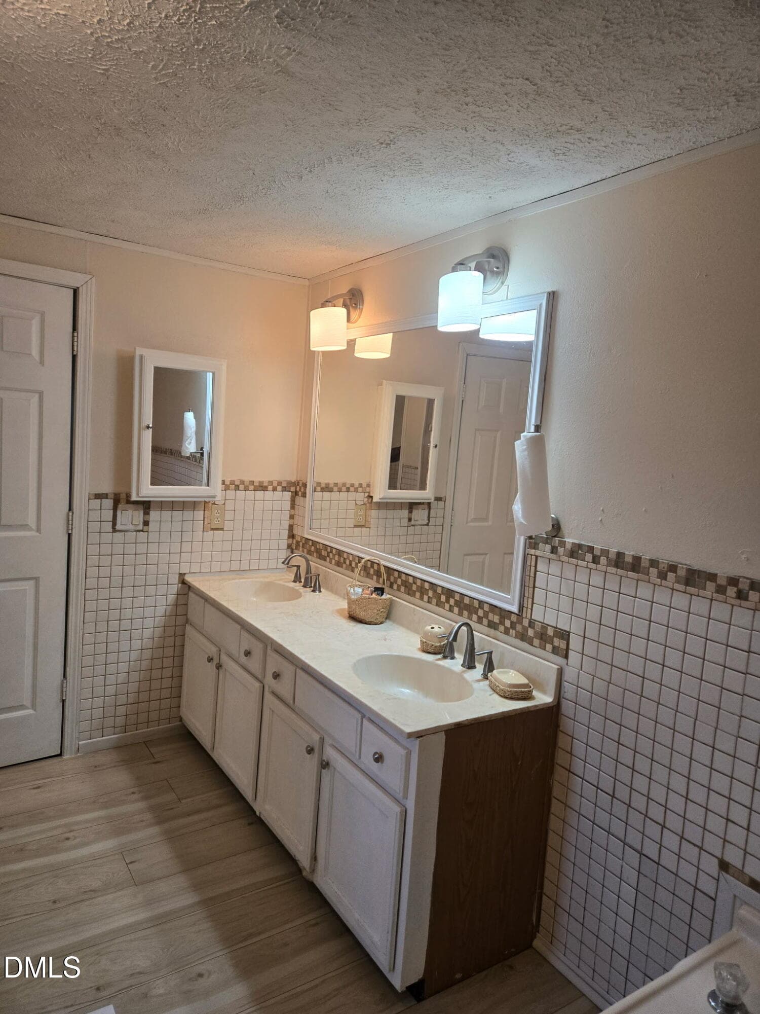 Owner's Suite Vanity - 397 Manson-axtell Road, Norlina, NC 27563