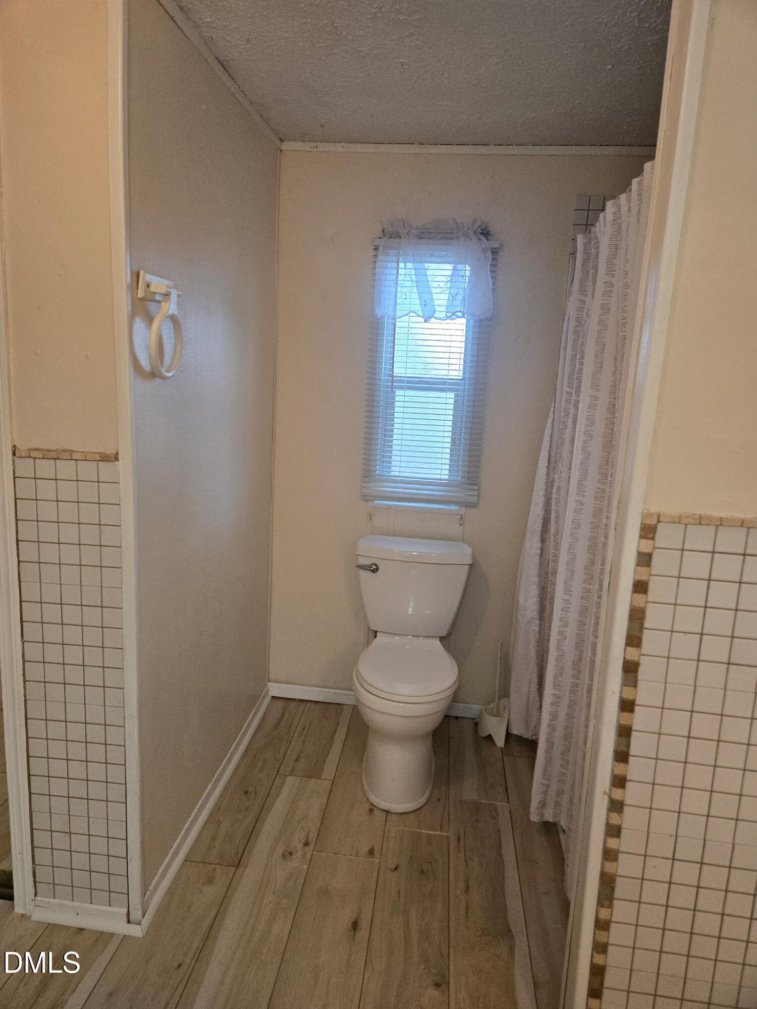 Owner's Suite Commode - 397 Manson-axtell Road, Norlina, NC 27563