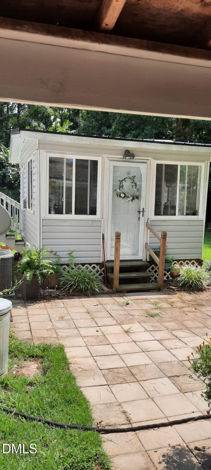 4 Seasons Room with Patio area - 397 Manson-axtell Road, Norlina, NC 27563