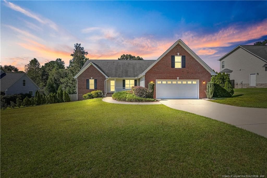 230 Royal Briar Ct, Raeford, NC 28376