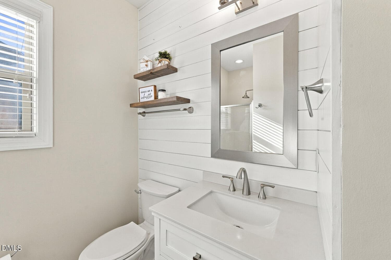 Bath 2 - 416 Seabring Lane, Raleigh, NC 27603, Raleigh