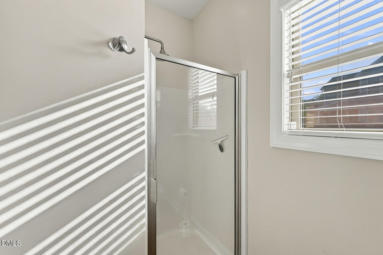 Bath 2 - 416 Seabring Lane, Raleigh, NC 27603, Raleigh