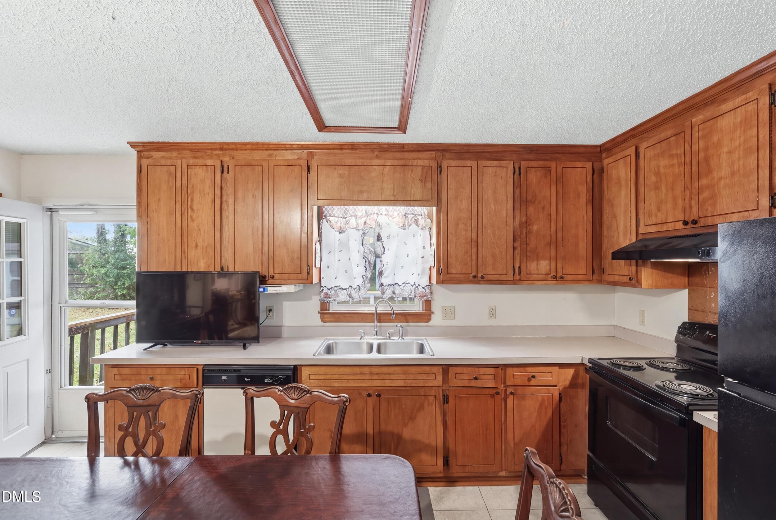 8_892a3990_declutter_948f4542 - 2109 Shamrock Drive E, Wilson, NC 27893