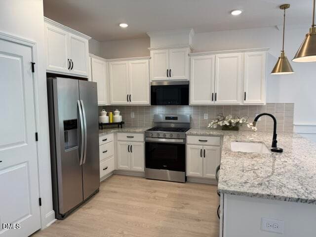 Gourmet Kitchen - 90 Carteret Court, Clayton, NC 27527