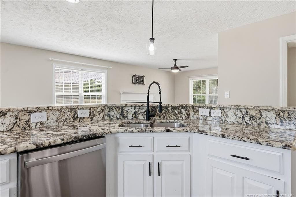 Photo 15 - 5420 Ahoskie Drive, Hope Mills, NC 28348