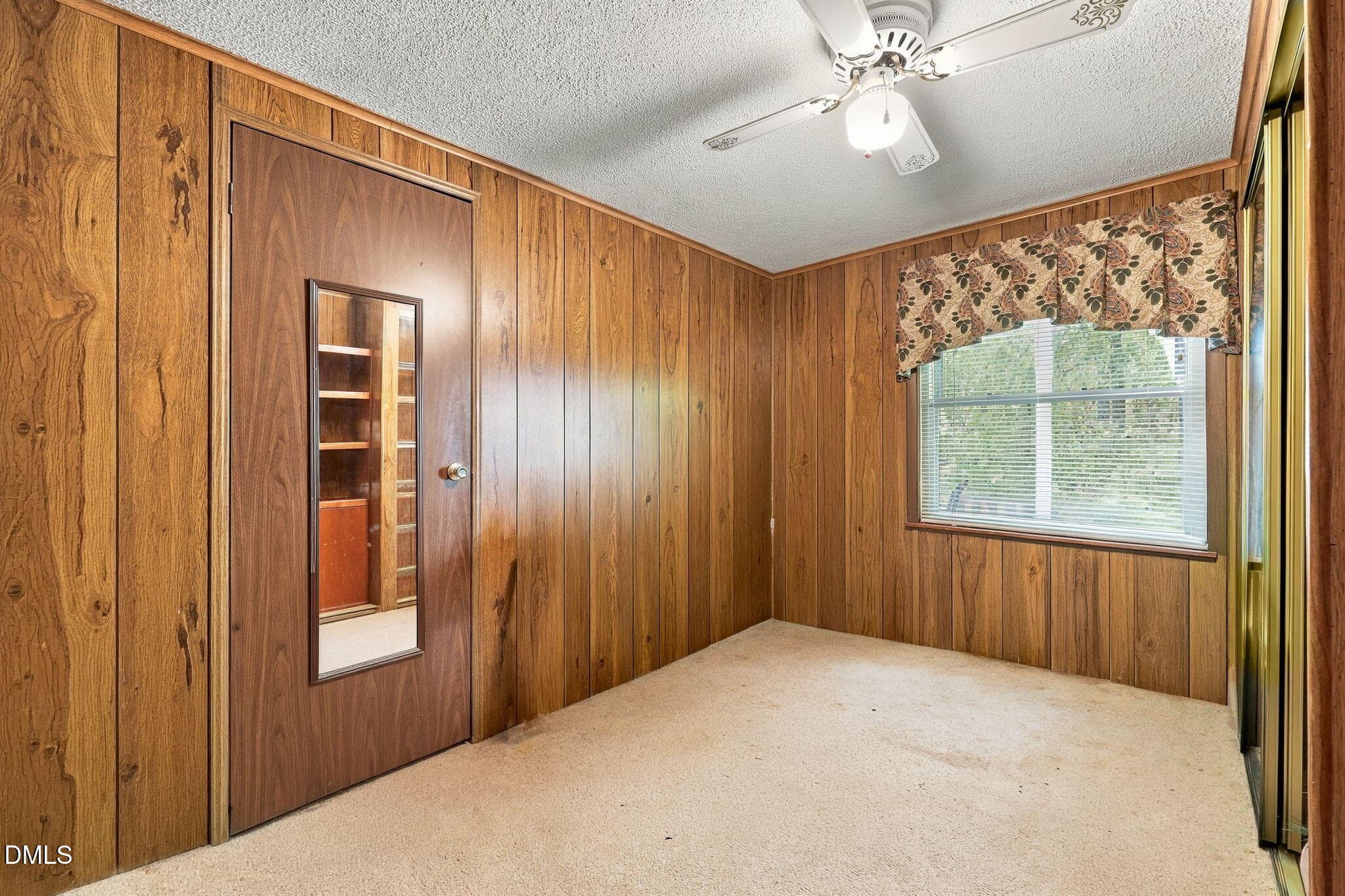 37-web-or-mls-IMG_1213 - decluter - 1077 Brown Farm Road, Walnut Cove, NC 27052, Walnut Cove
