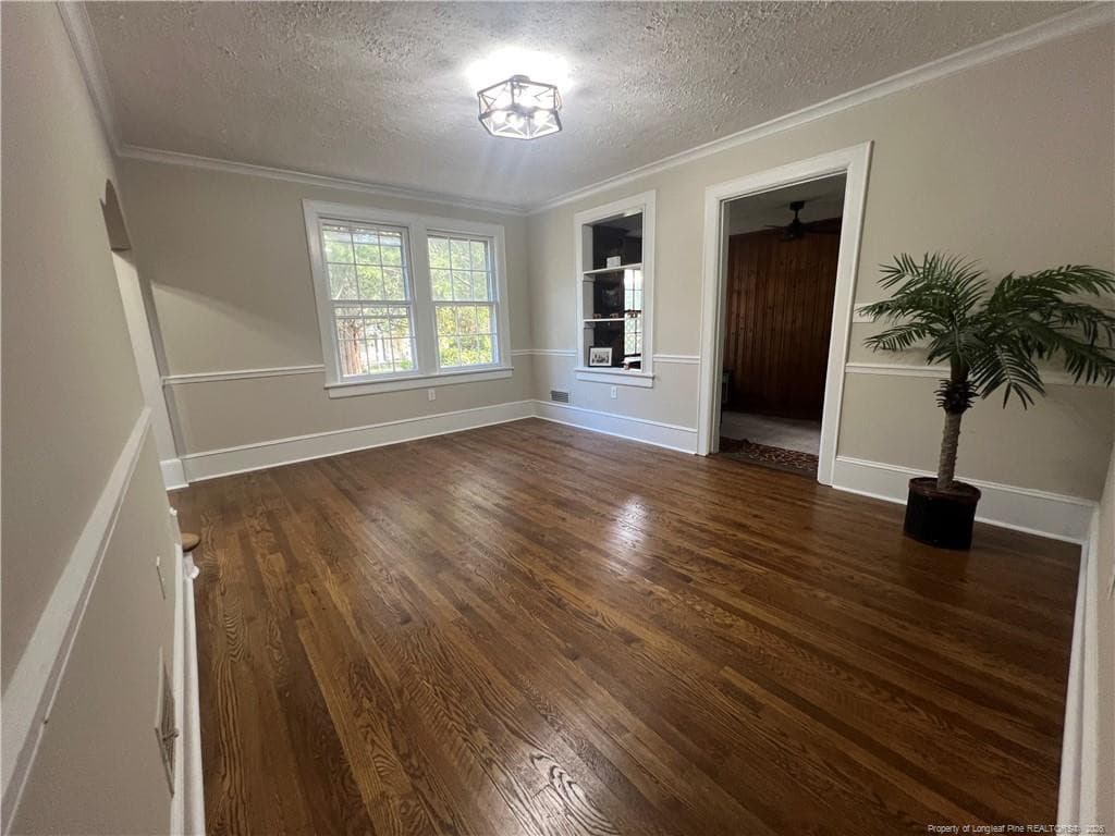 Photo 8 - 207 HillCrest Avenue, Fayetteville, NC 28305