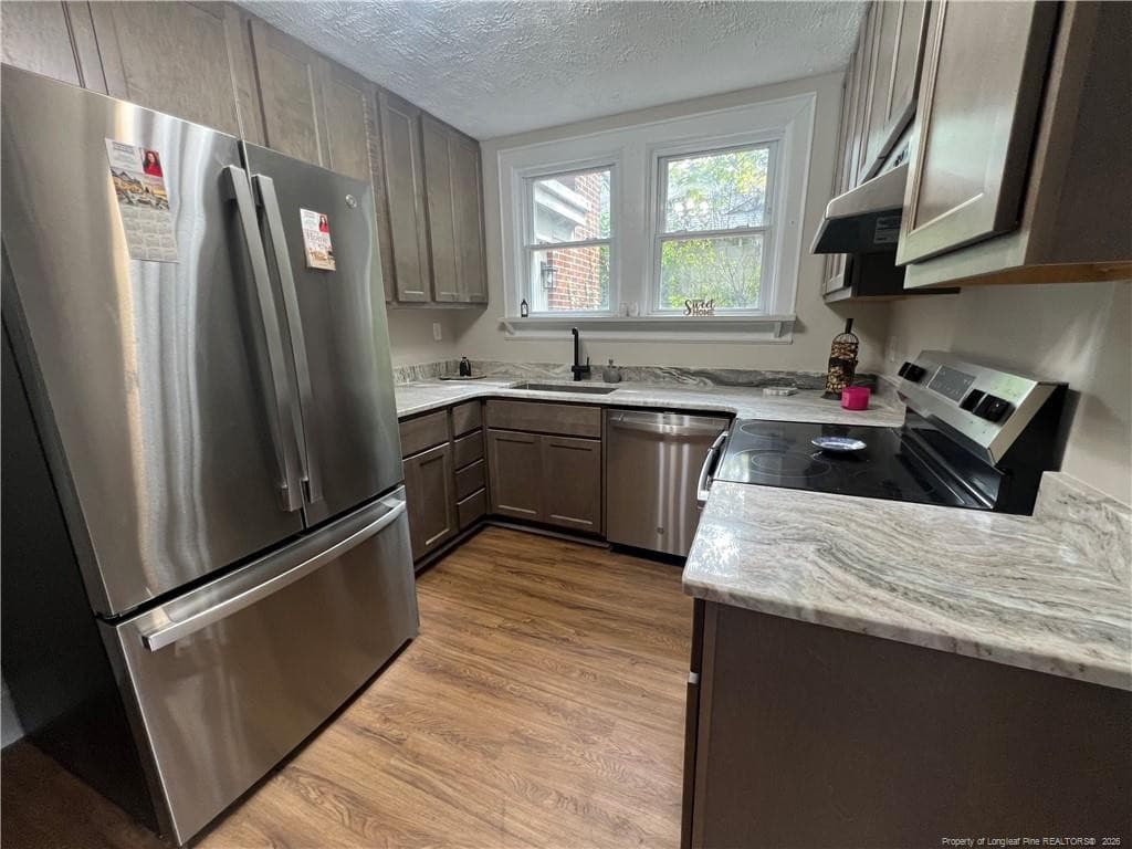 Photo 14 - 207 HillCrest Avenue, Fayetteville, NC 28305