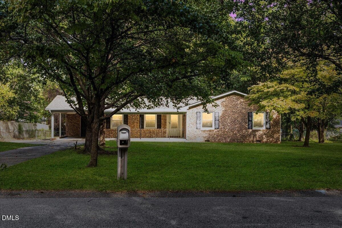 6344 Kincross Avenue, Fayetteville, NC 28304