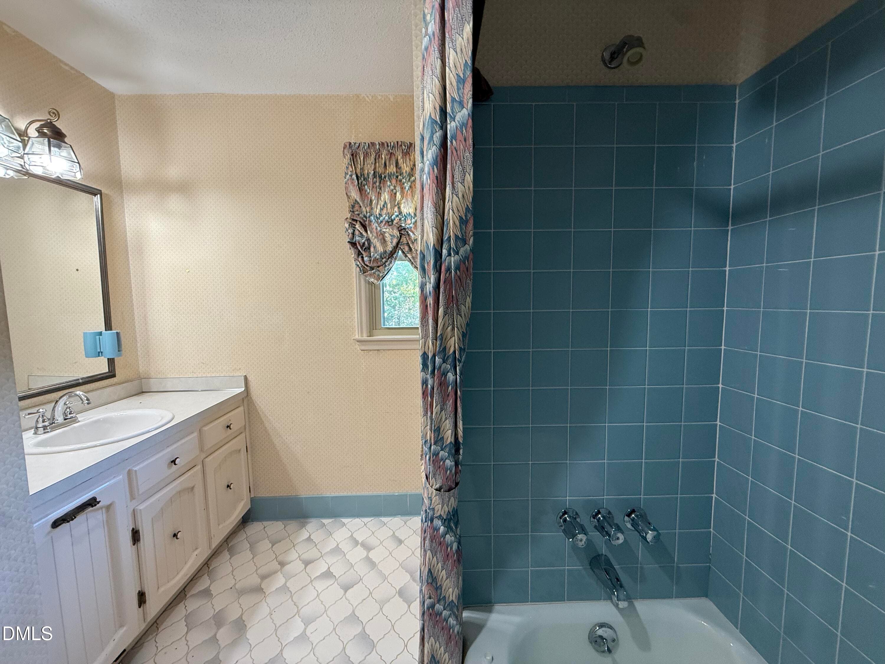 Hall Bath - 7604 Starling Court, Raleigh, NC 27615, Raleigh