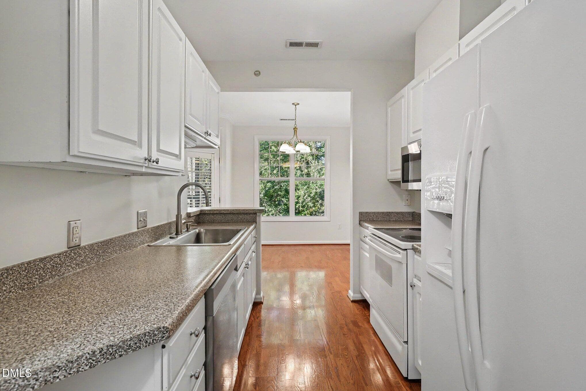 Kitchen - 8241 Allyns Landing Way 302, Raleigh, NC 27615, Raleigh