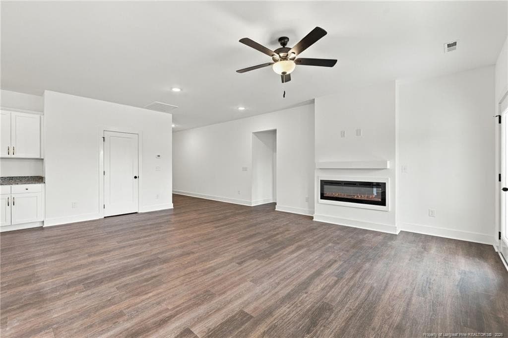 Photo 14 - 143 Peeler Circle, Raeford, NC 28376, Raeford