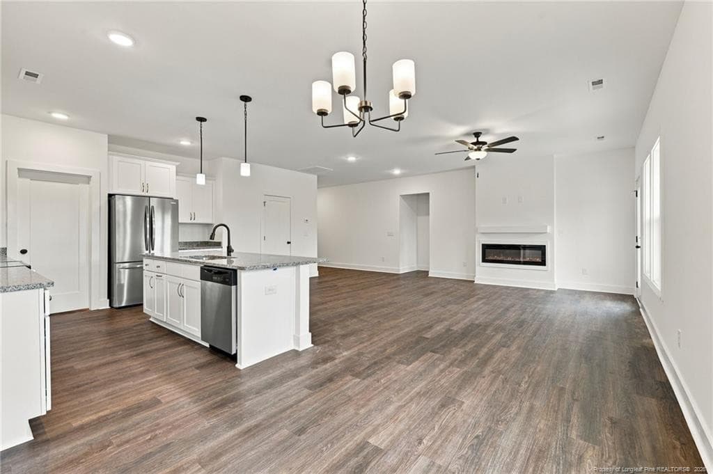 Photo 15 - 143 Peeler Circle, Raeford, NC 28376, Raeford
