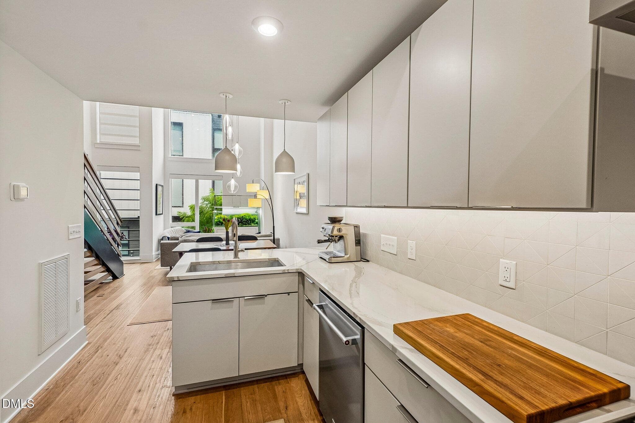 14-web-or-mls-Gordon St 802-S0805-015r - 512 Gordon Street 802, Durham, NC 27701, Durham