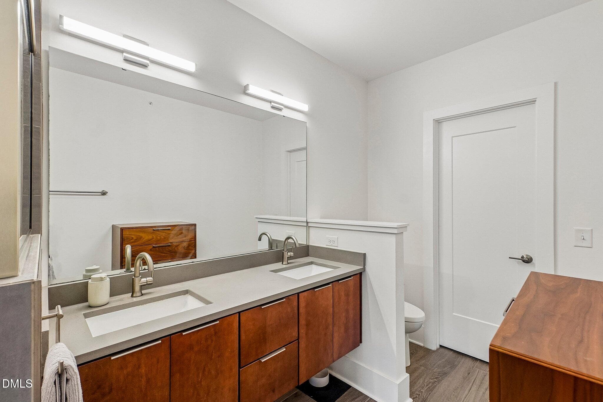 25-web-or-mls-Gordon St 802-S0805-026r - 512 Gordon Street 802, Durham, NC 27701, Durham