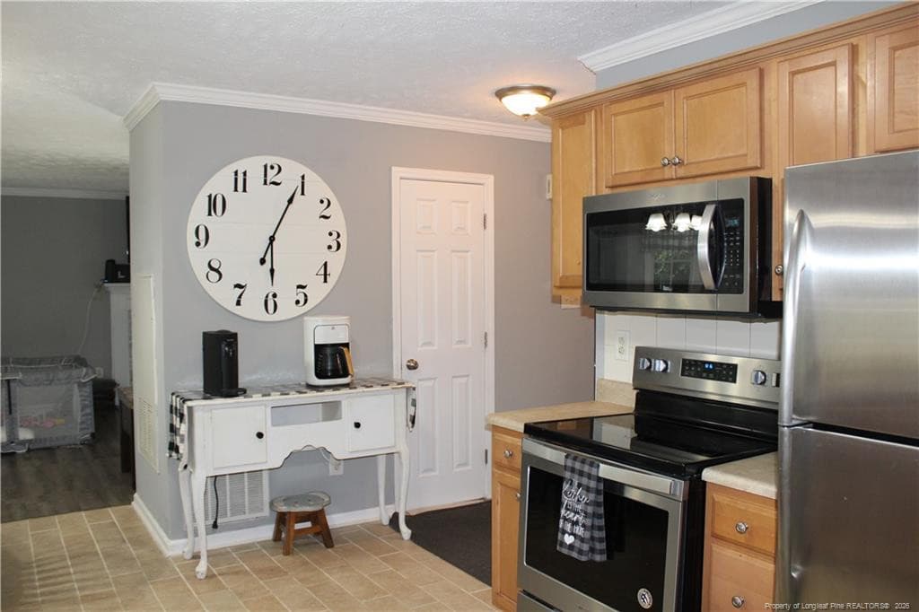 Photo 14 - 5111 Goshawk Drive, Hope Mills, NC 28348