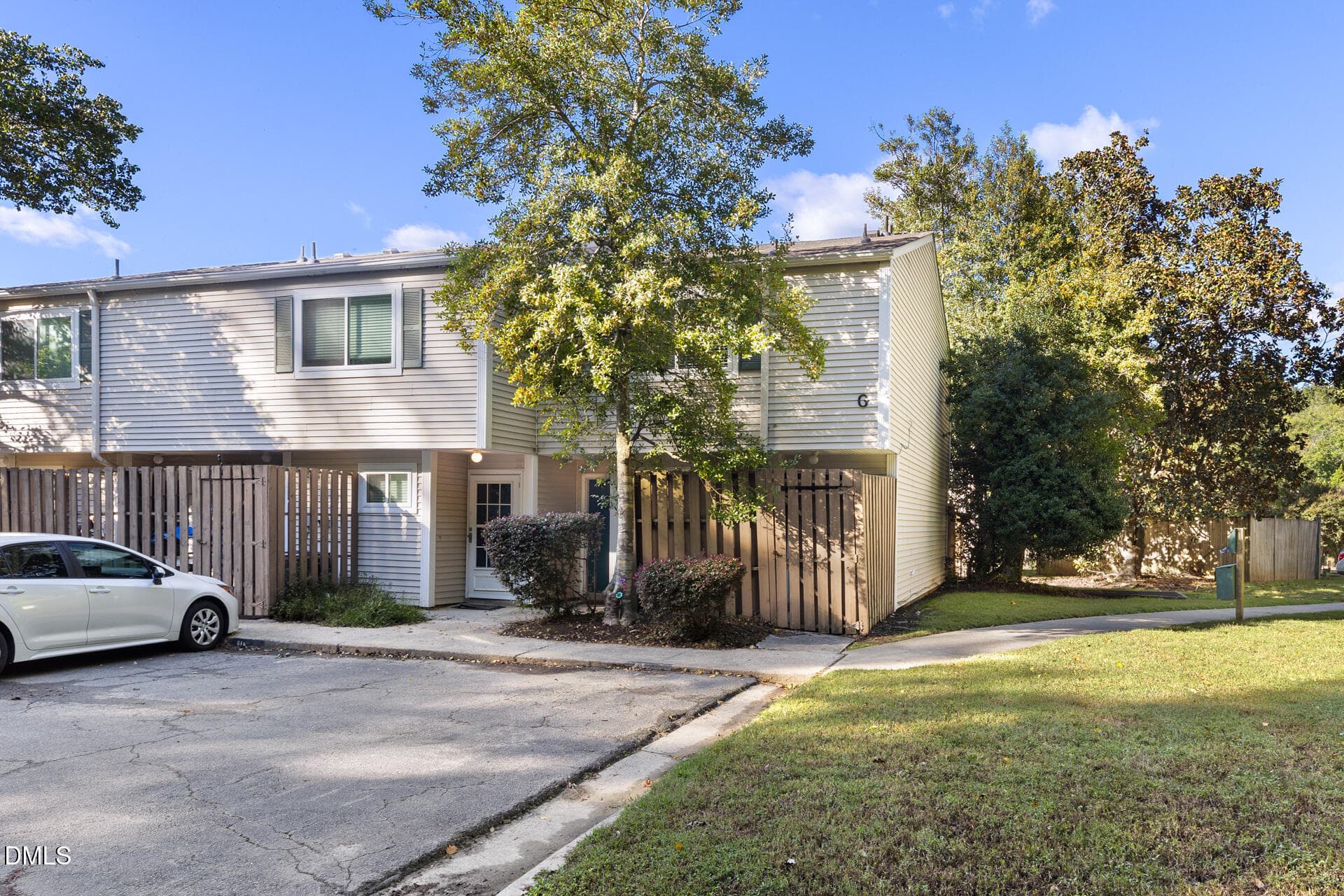 220 Elizabeth Street Apt G15, Chapel Hill, NC 27514