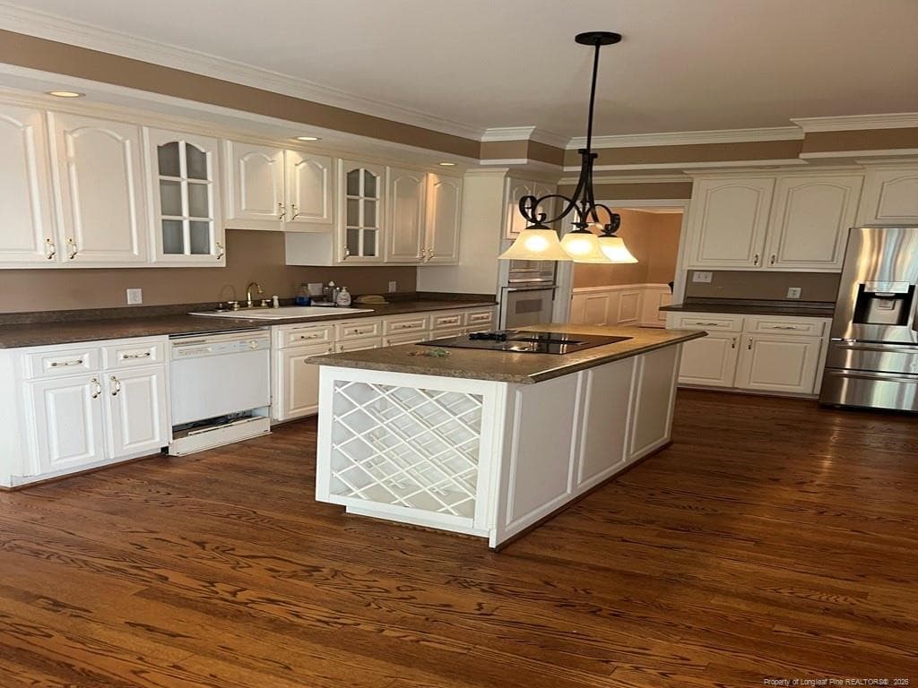 Photo 10 - 605 Yorkshire Place, Lumberton, NC 28358