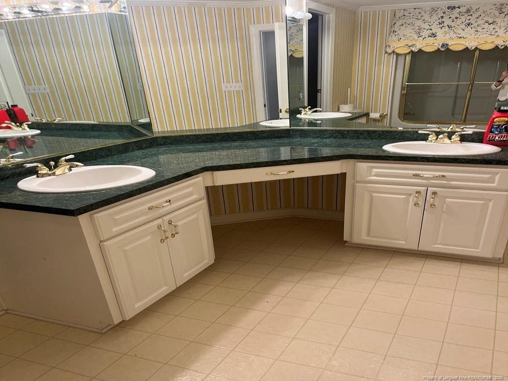 Photo 20 - 605 Yorkshire Place, Lumberton, NC 28358