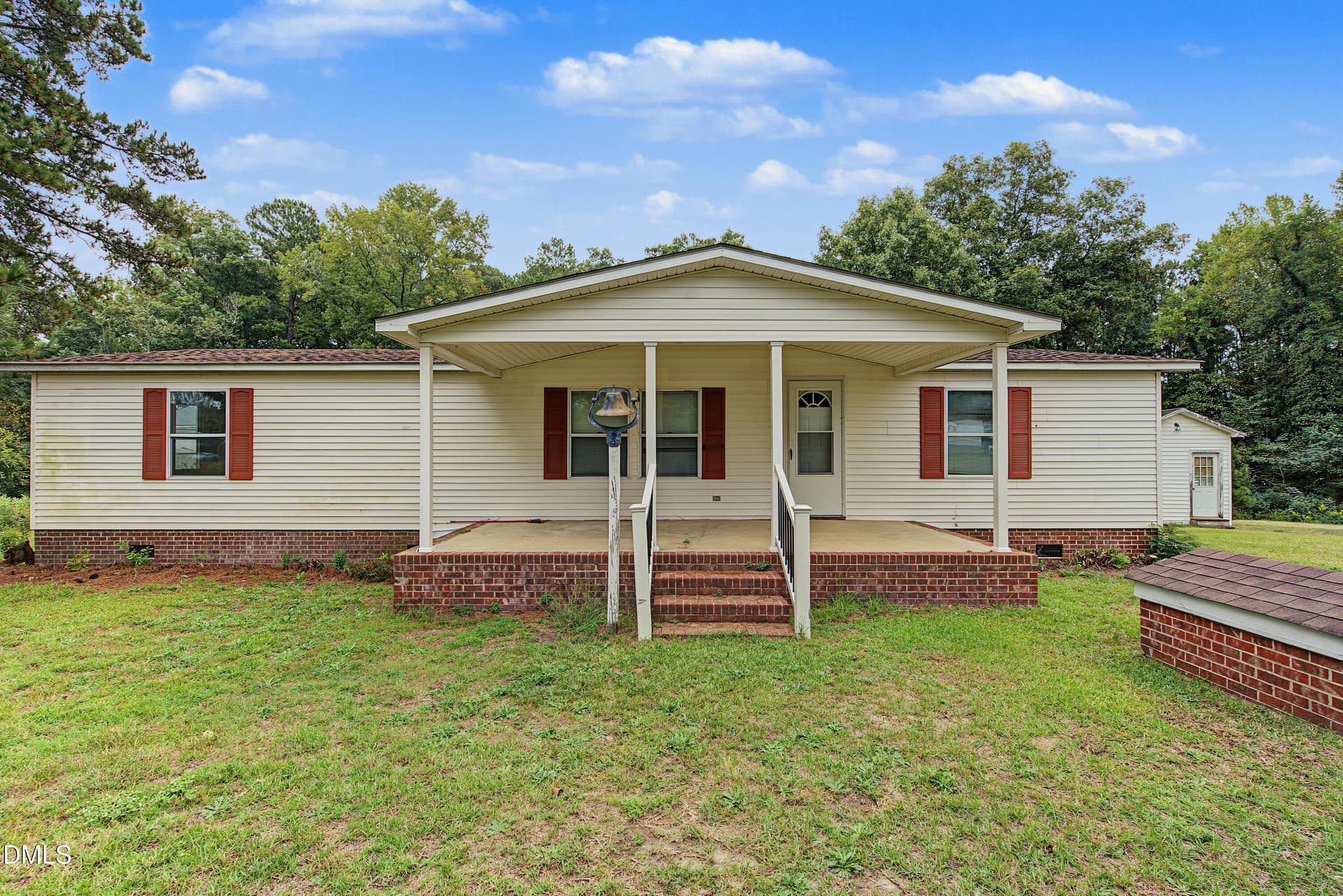 1089 Frank Wicker Road, Sanford, NC 27332