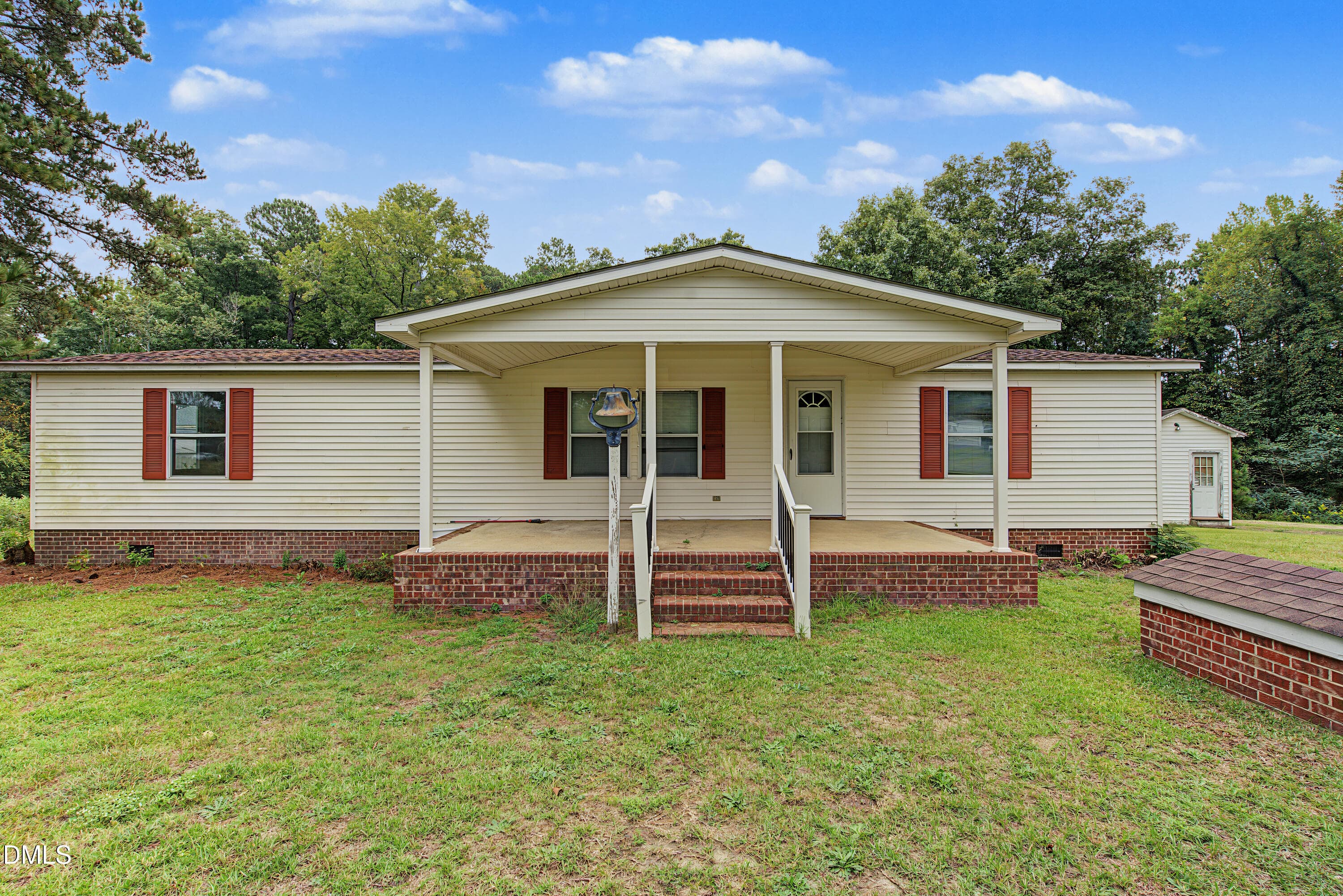 1089 Frank Wicker Road, Sanford, NC 27332