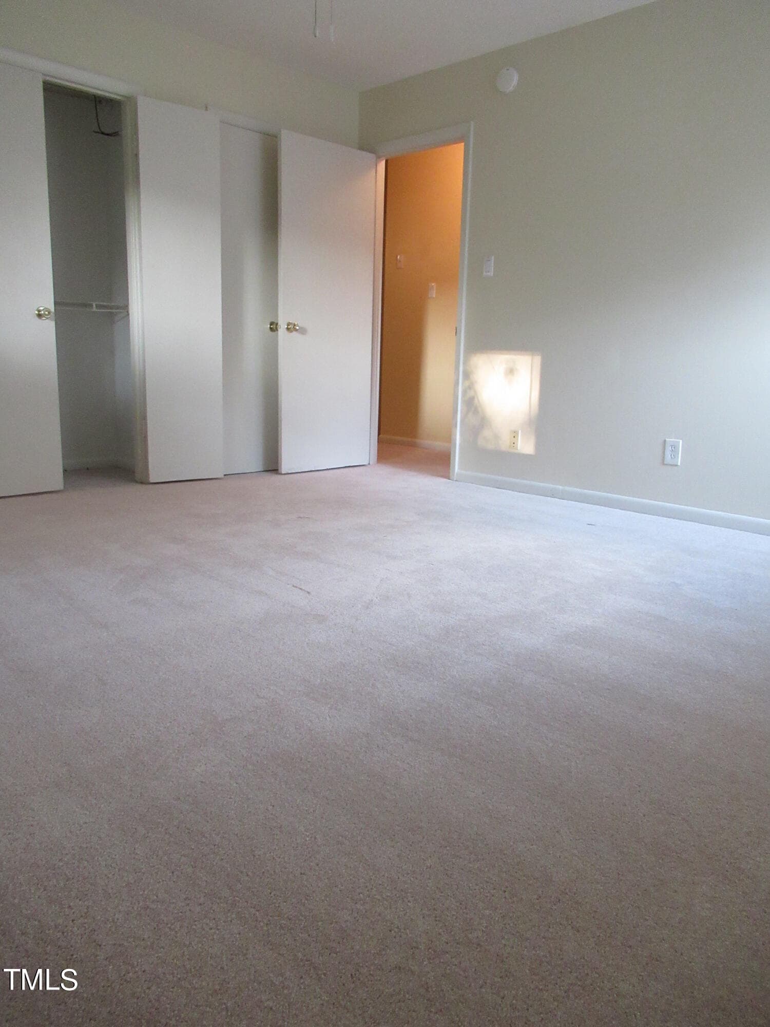 11bedSunnyAlsoGood - 130 S Estes Drive B-11, Chapel Hill, NC 27514, Chapel Hill