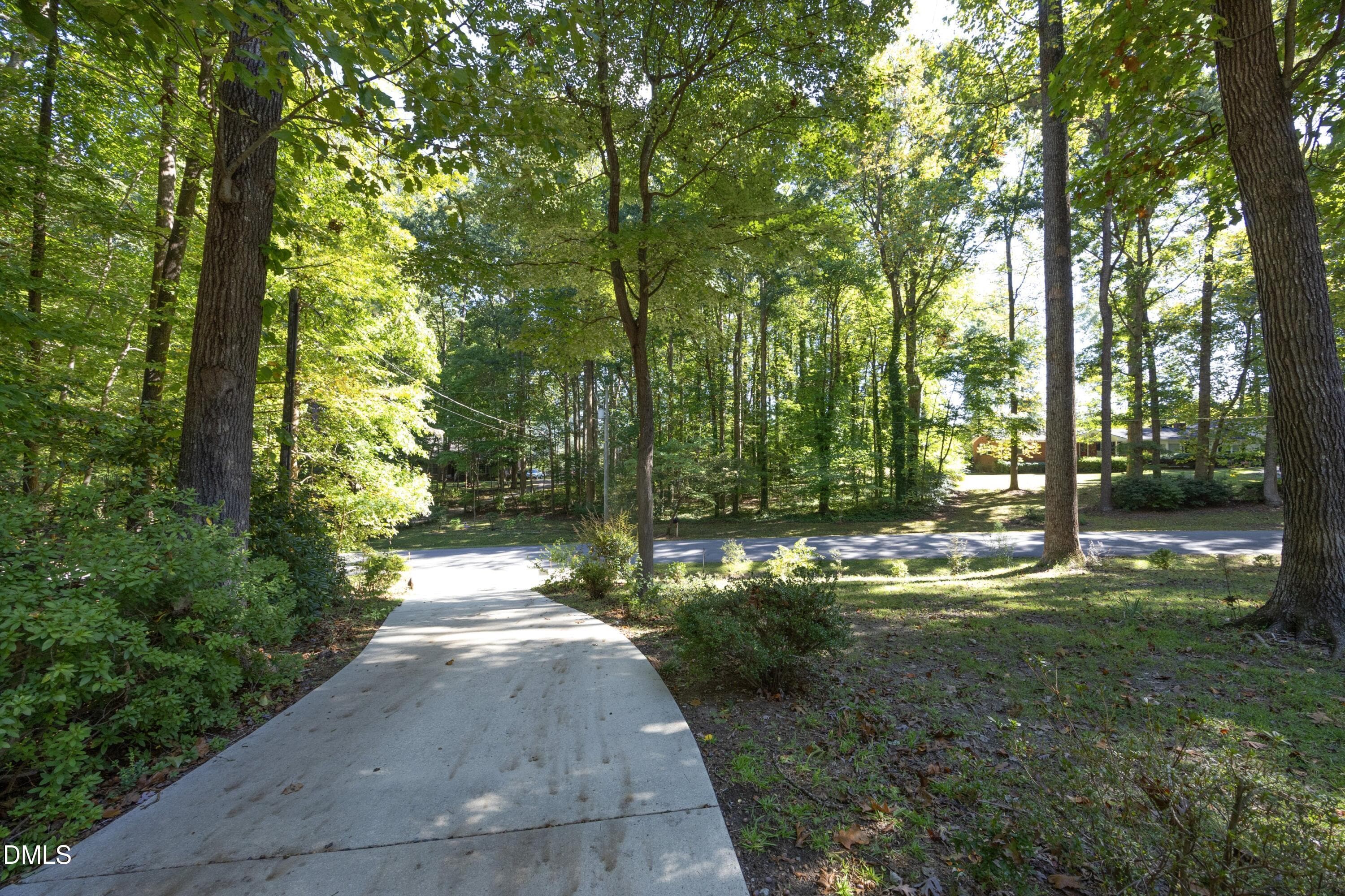 11Driveway - 133 Stagecrest Drive, Raleigh, NC 27603