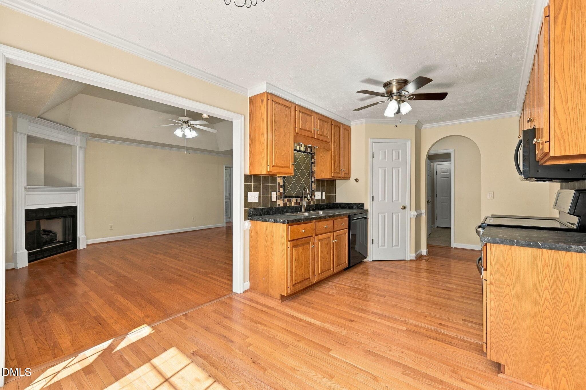 22-web-or-mls-AZ3A8830 - 729 Dalmore Drive, Fayetteville, NC 28311, Fayetteville