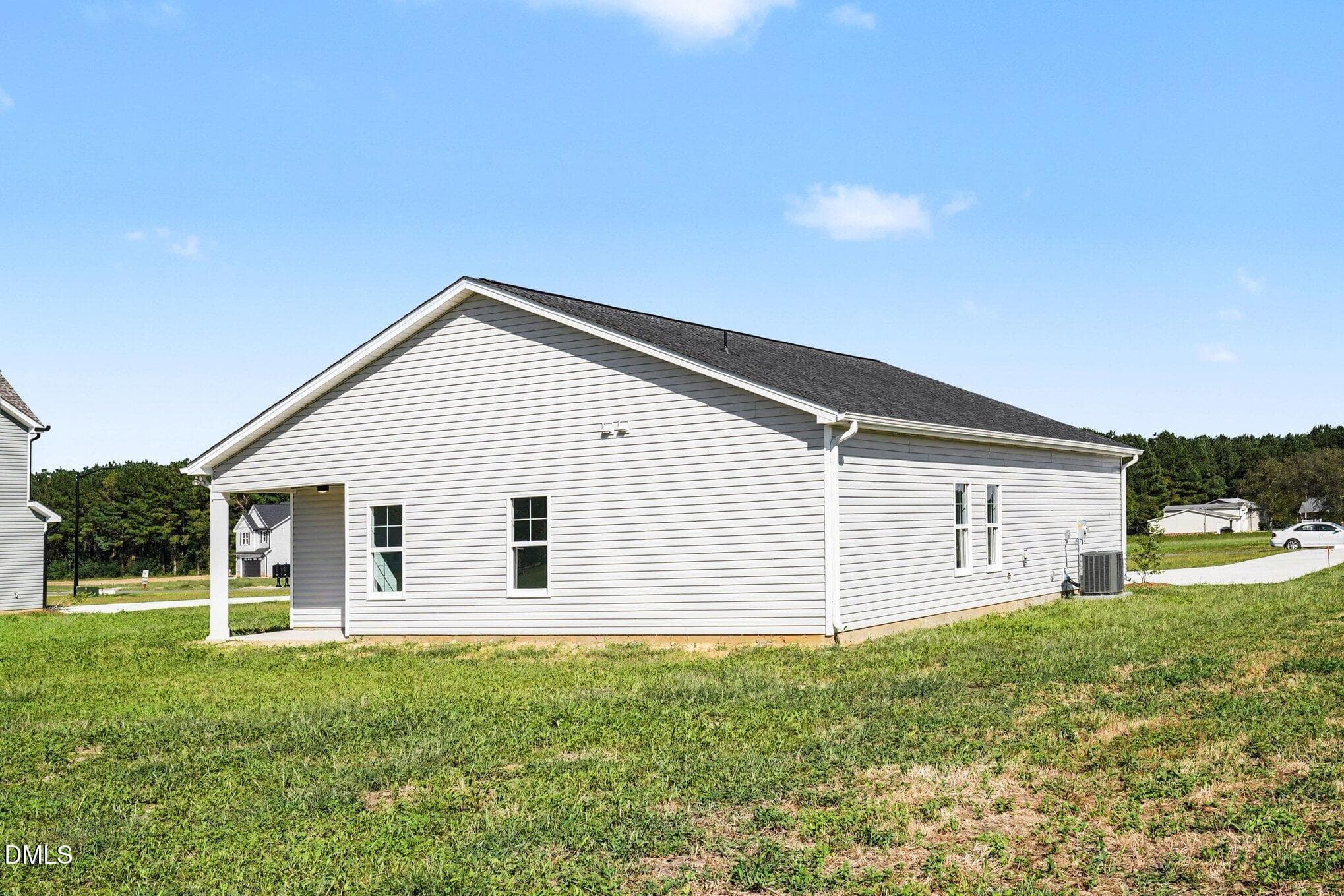 024_file_4042 - 33 Evelene Way, Clinton, NC 28328