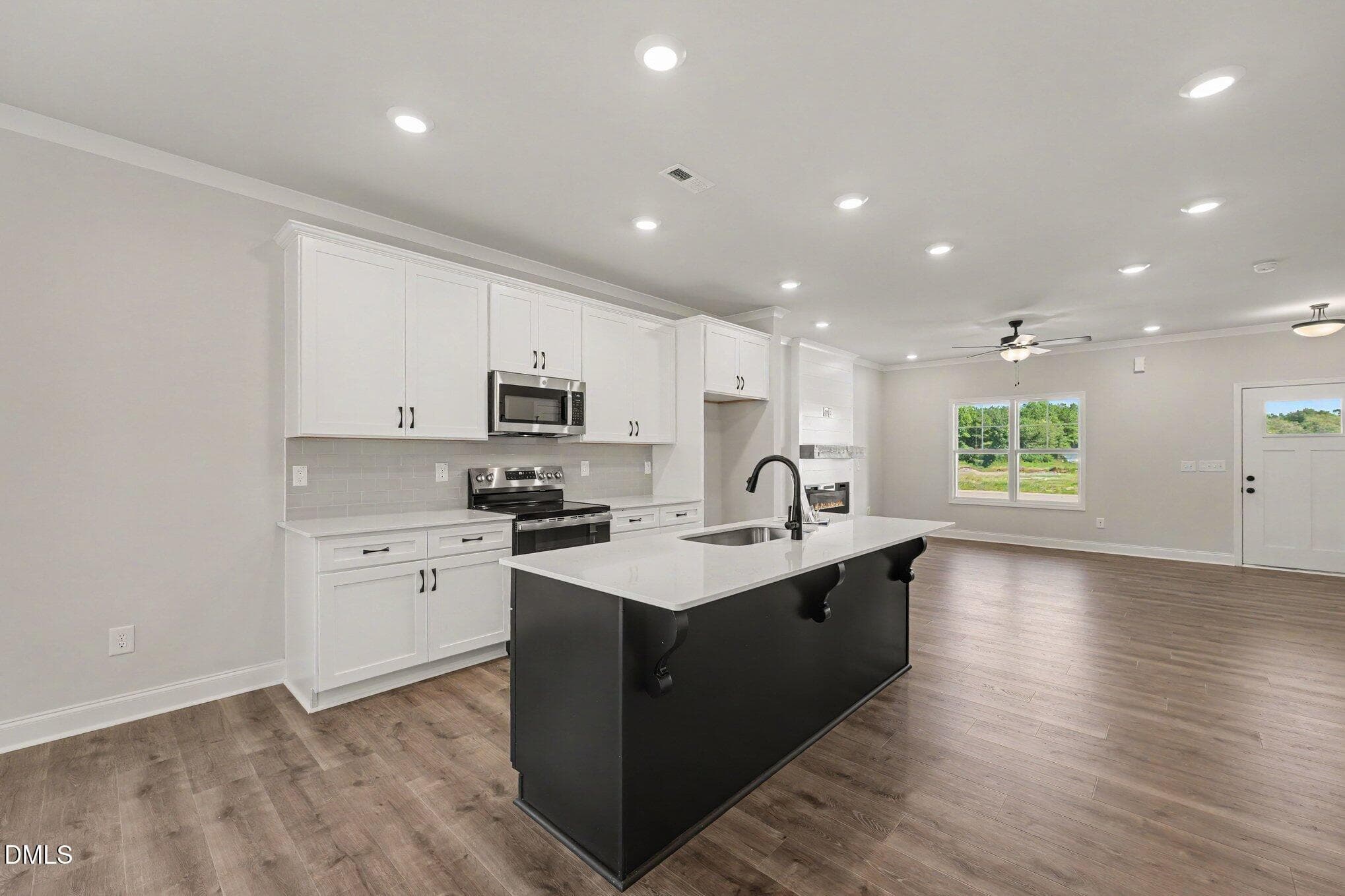 008_file_6900 - 79 Evelene Way, Clinton, NC 28328