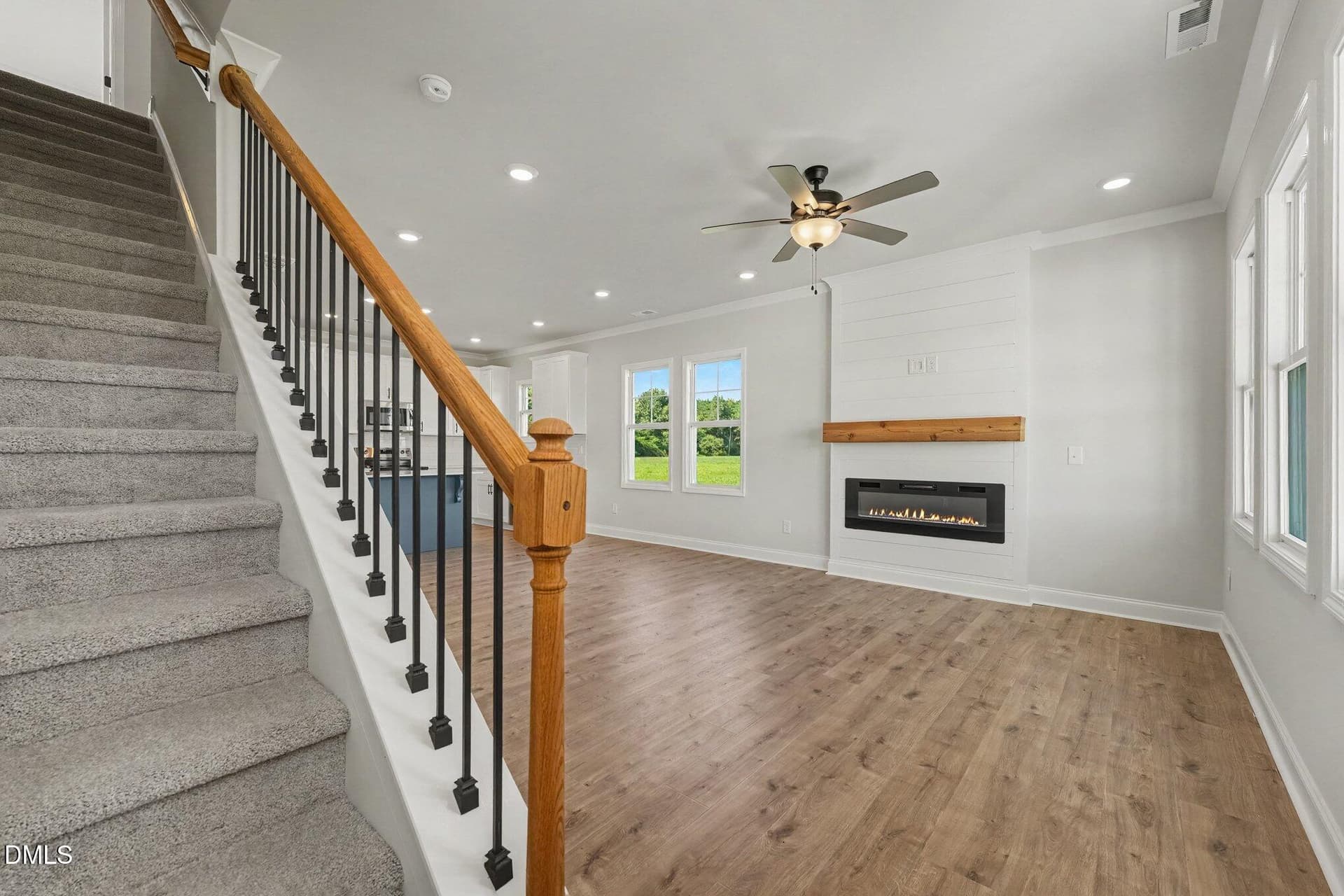 006_file_6099 - 99 Evelene Way, Clinton, NC 28328