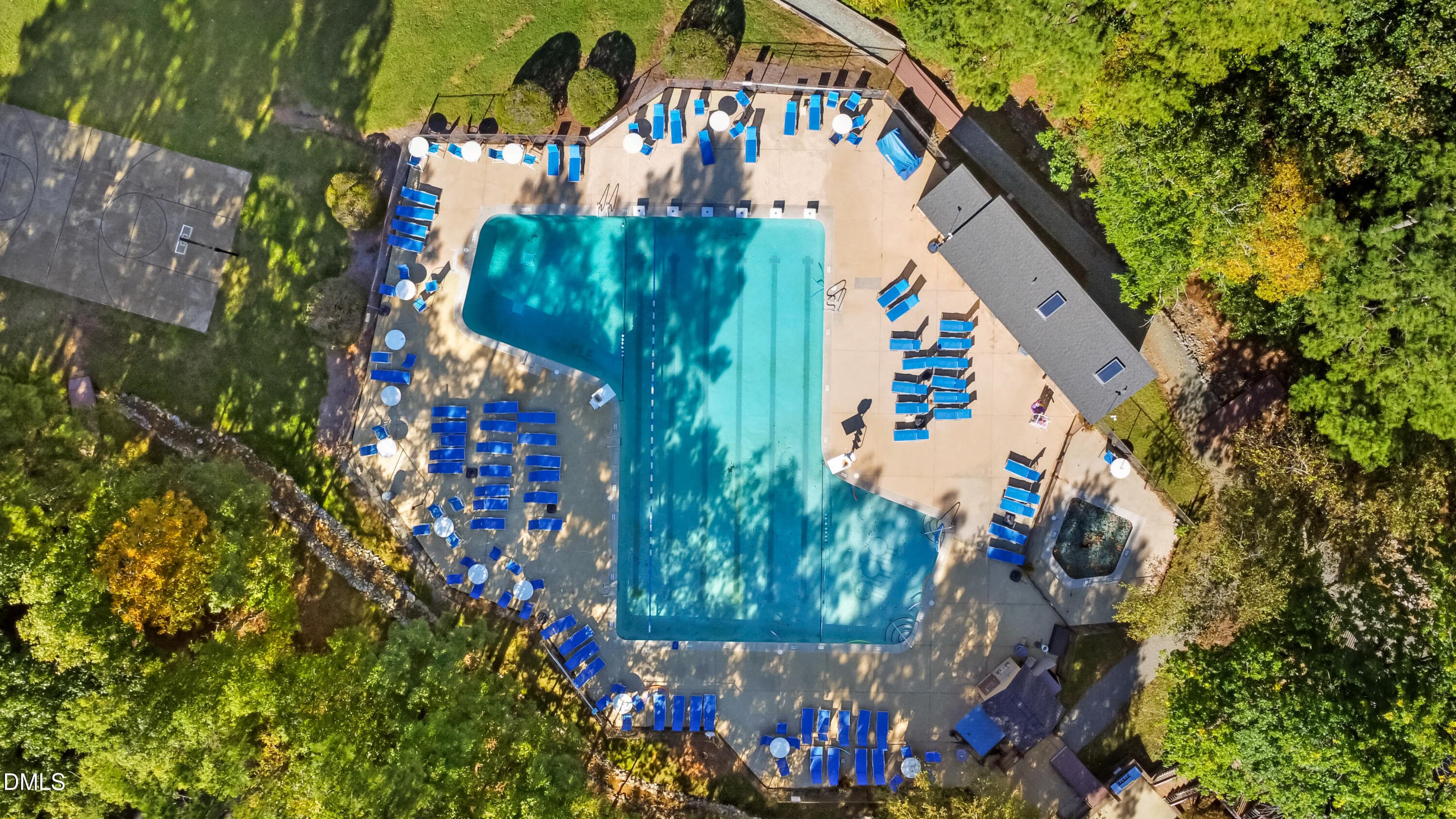Amenities 4 - 4100 Five Oaks Drive 11, Durham, NC 27707, Durham