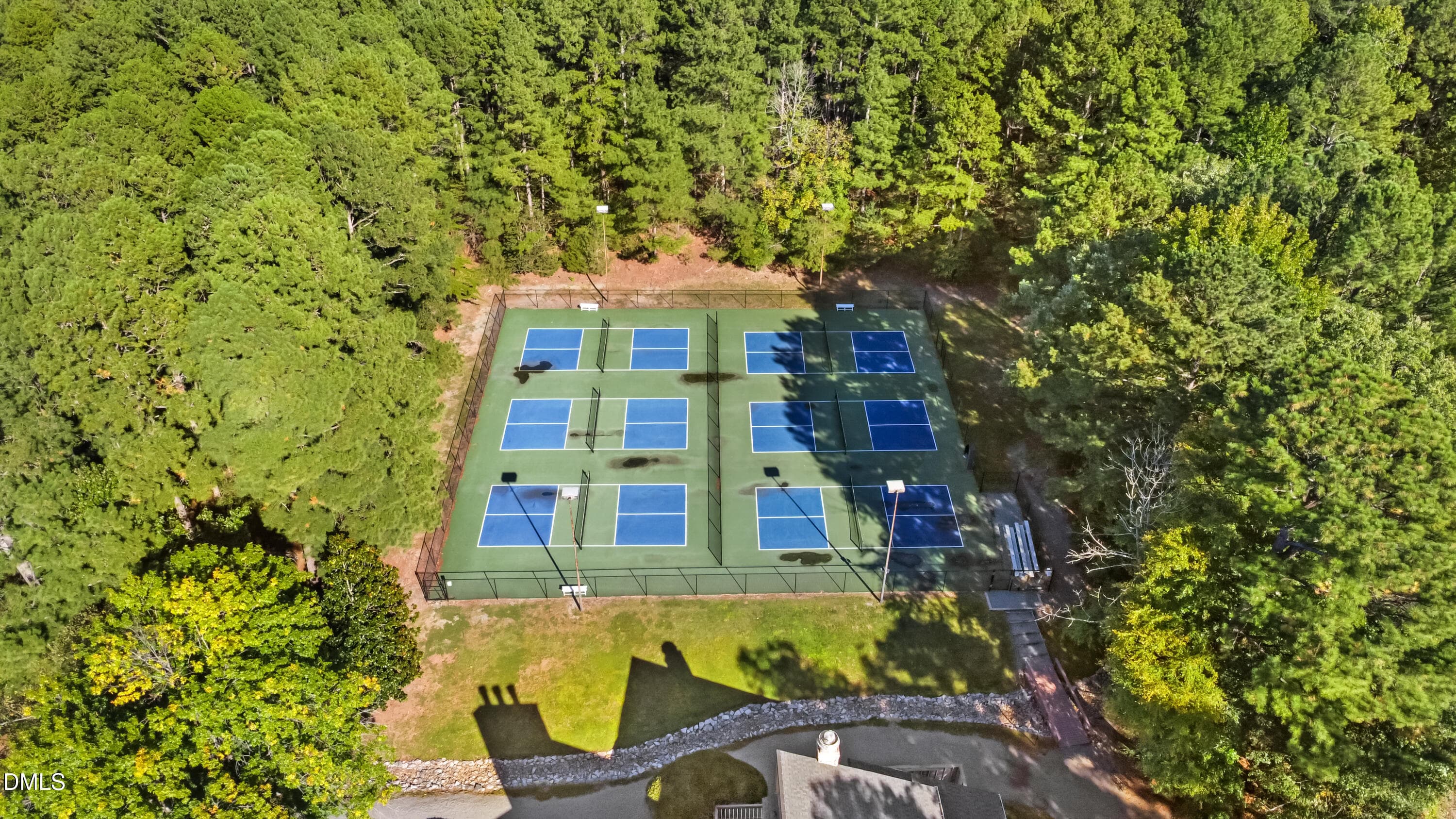 Amenities 5 - 4100 Five Oaks Drive 11, Durham, NC 27707, Durham
