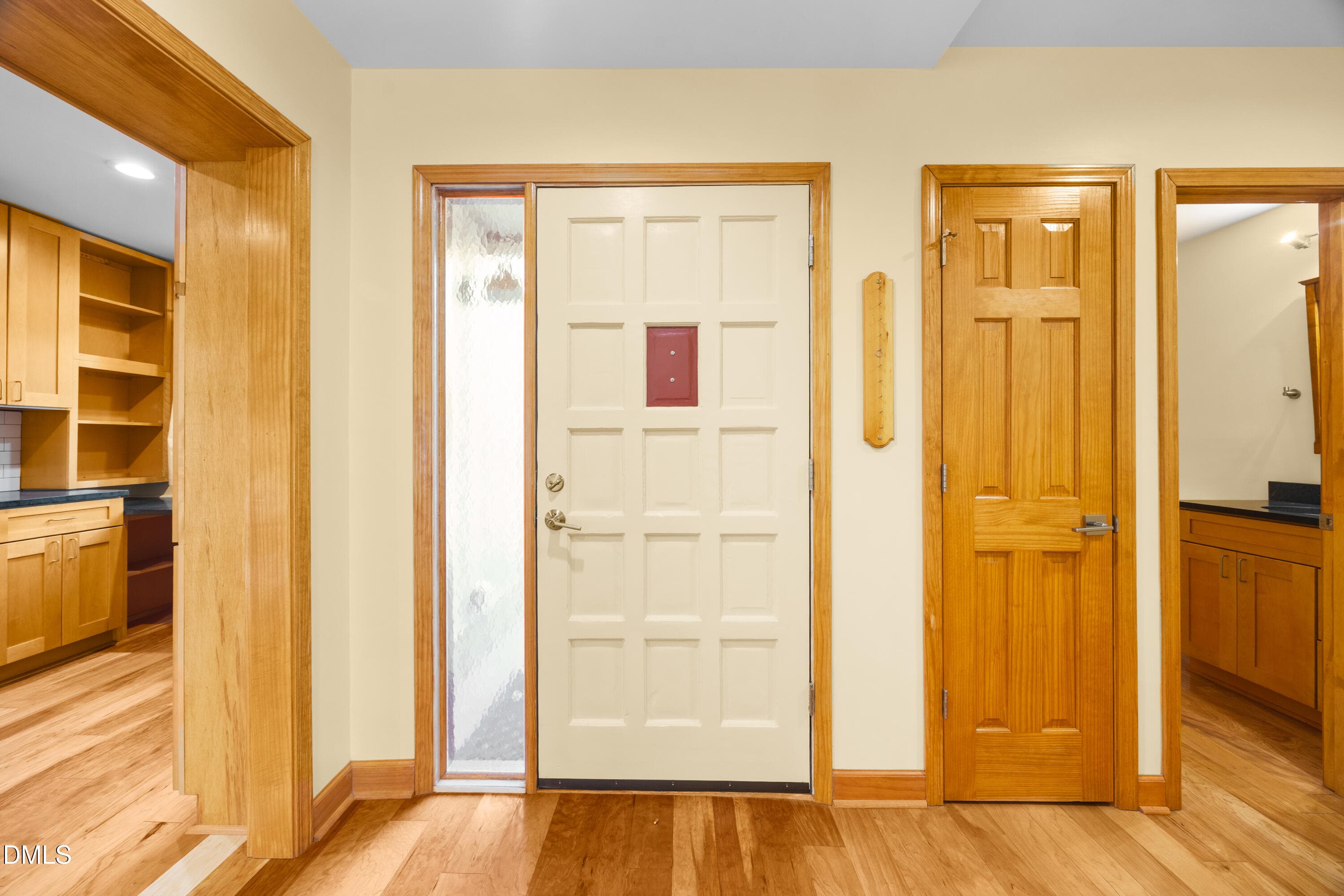 Foyer - 4100 Five Oaks Drive 11, Durham, NC 27707, Durham