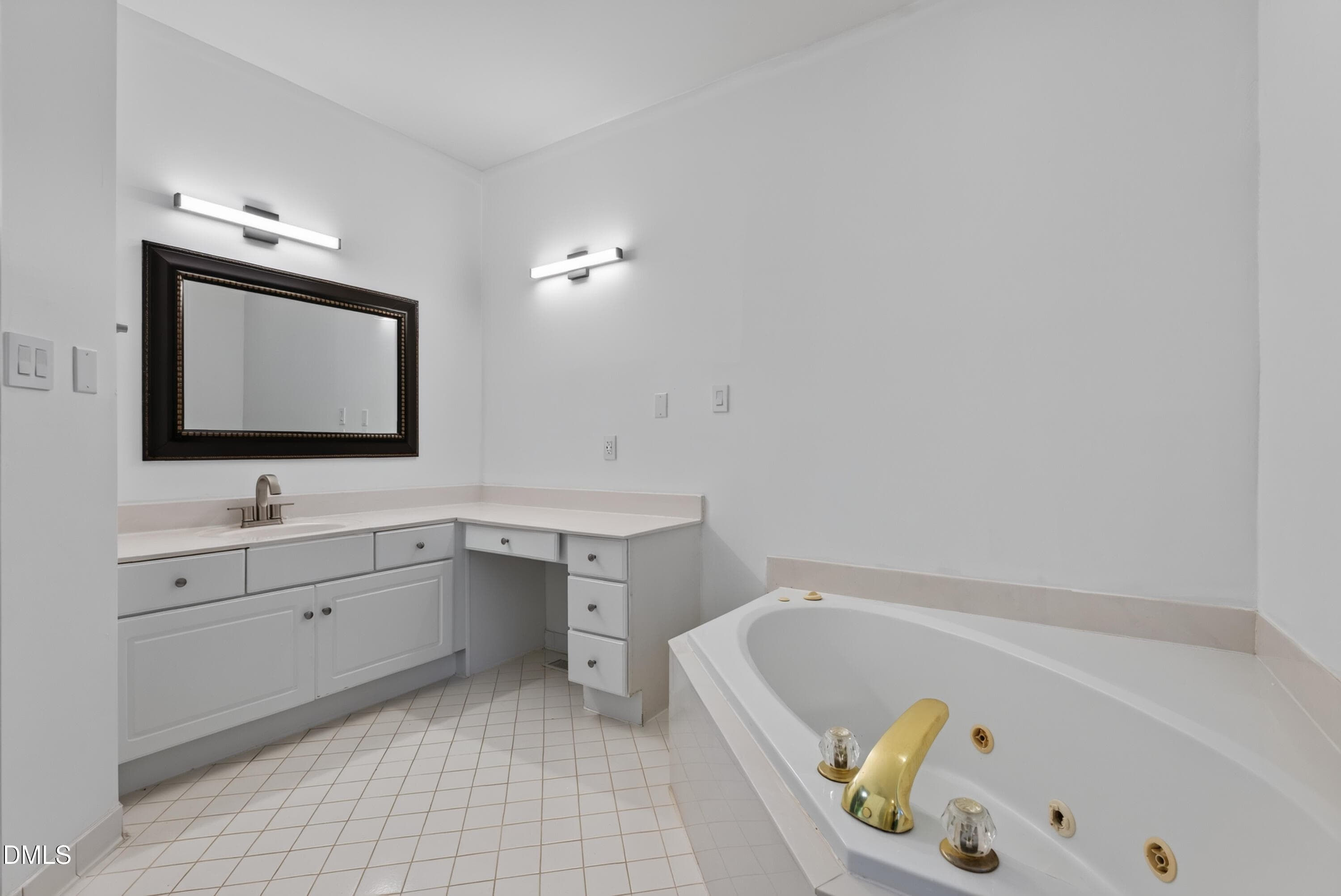 027 - 102 Powder Mill Court, Cary, NC 27518, Cary