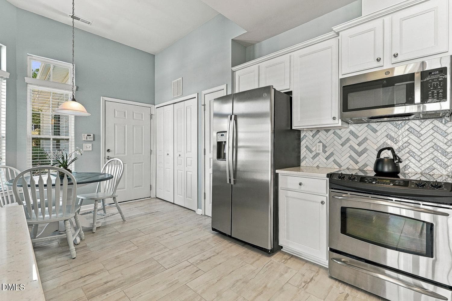 009-040-Kitchen-1500x1000 - 814 Endhaven Place, Cary, NC 27519, Cary