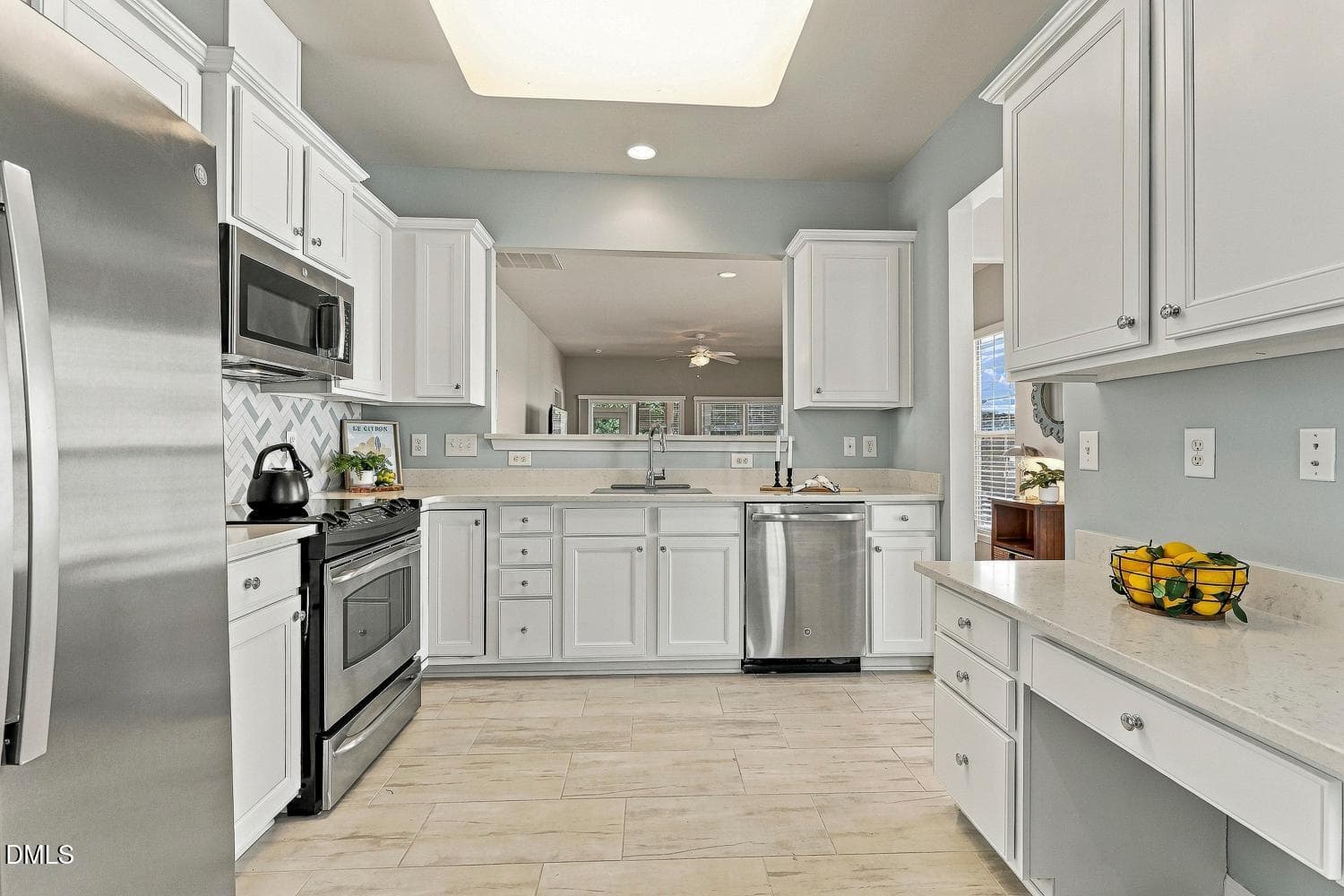 014-041-Kitchen-1500x1000 - 814 Endhaven Place, Cary, NC 27519, Cary