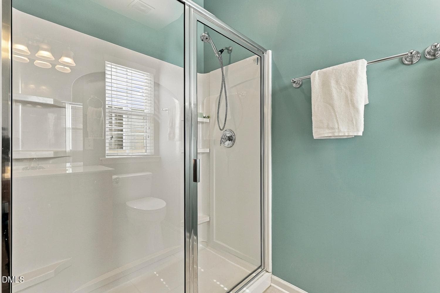 040-014-Primary Bathroom-1500x1000 - 814 Endhaven Place, Cary, NC 27519, Cary