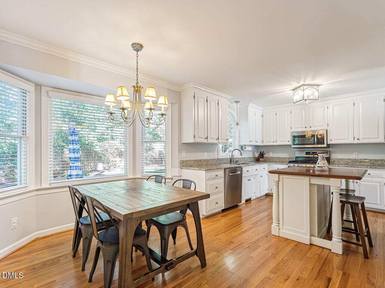 011-1280x960-breakfast-kitchen - 6009 Bramblewood Drive, Raleigh, NC 27612, Raleigh