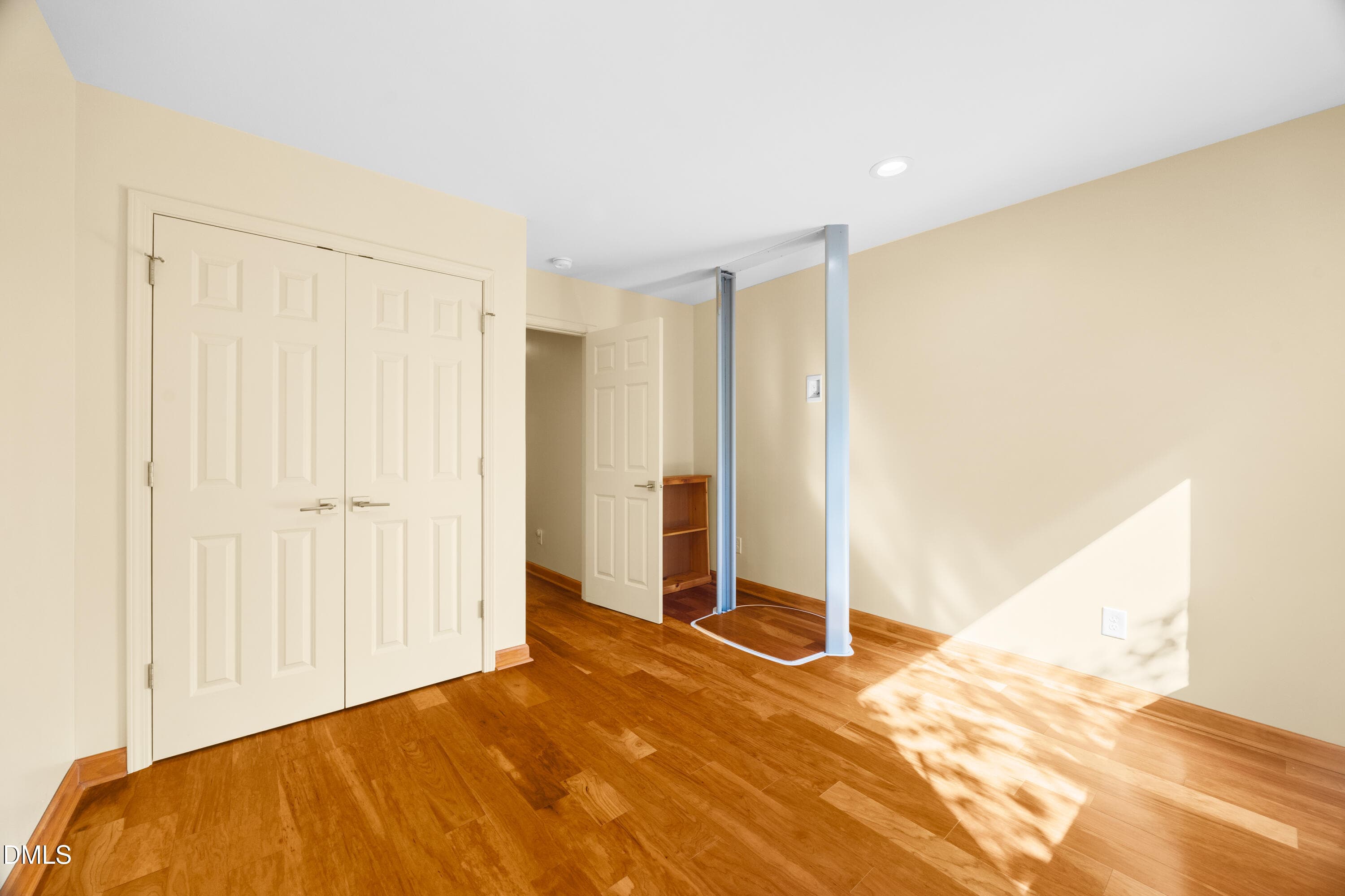 Third bed 1 - 4100 Five Oaks Drive 11, Durham, NC 27707, Durham