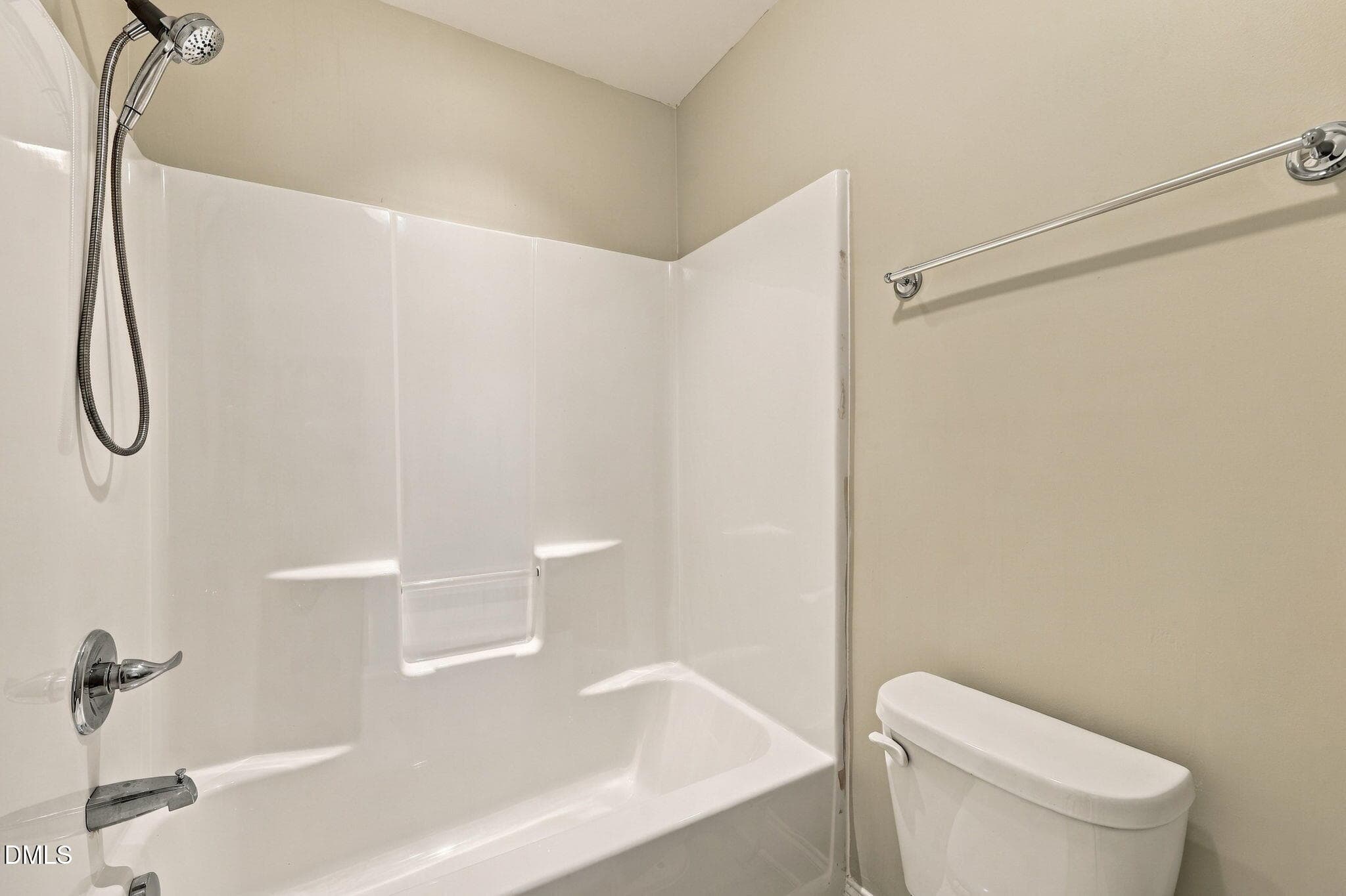 39-web-or-mls-IMG_0341 - 445 Clubhouse Drive, Youngsville, NC 27596, Youngsville