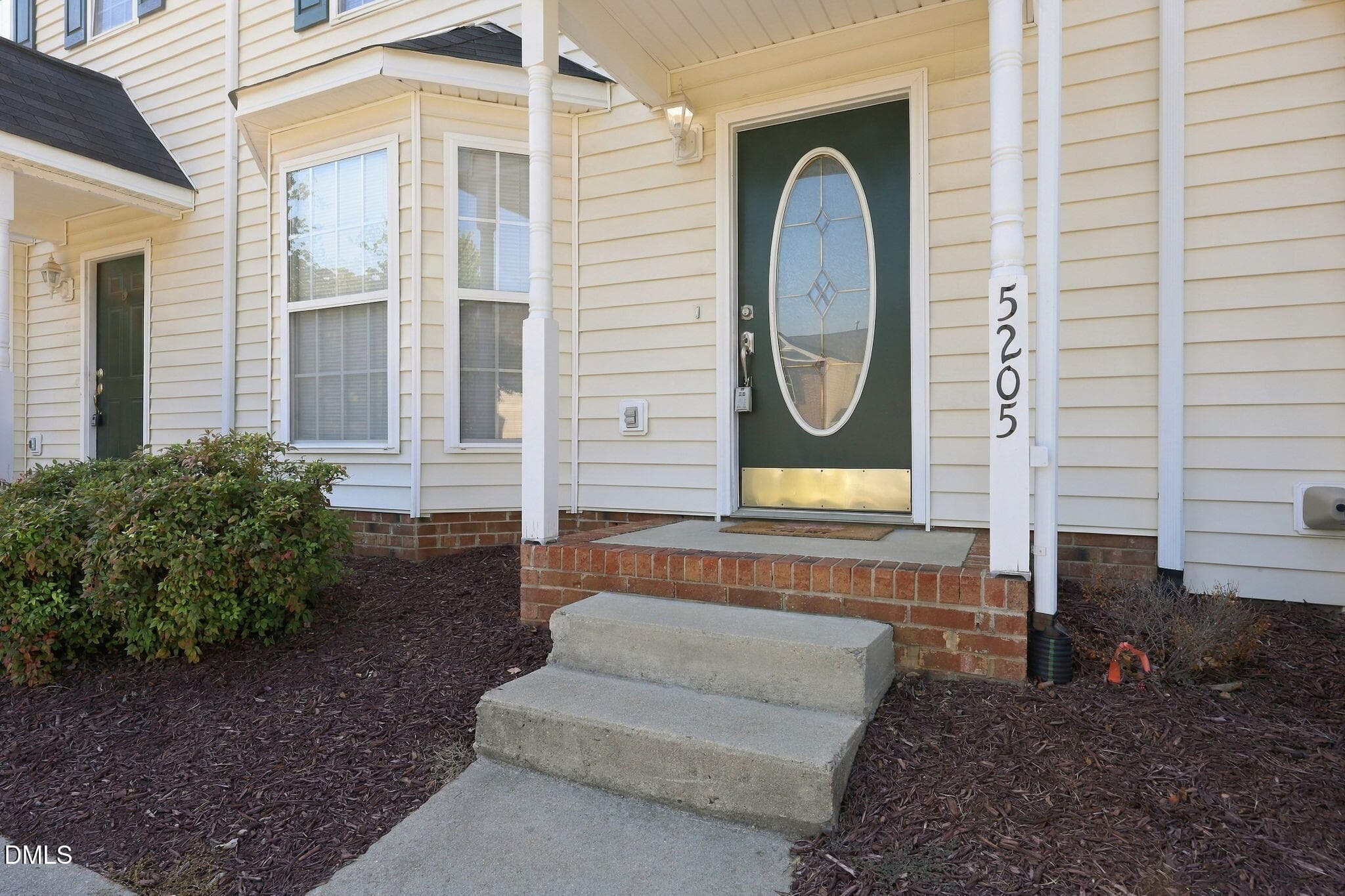 18-web-or-mls-IMG_0315 - 5205 Tanglewood Creek Court, Raleigh, NC 27610