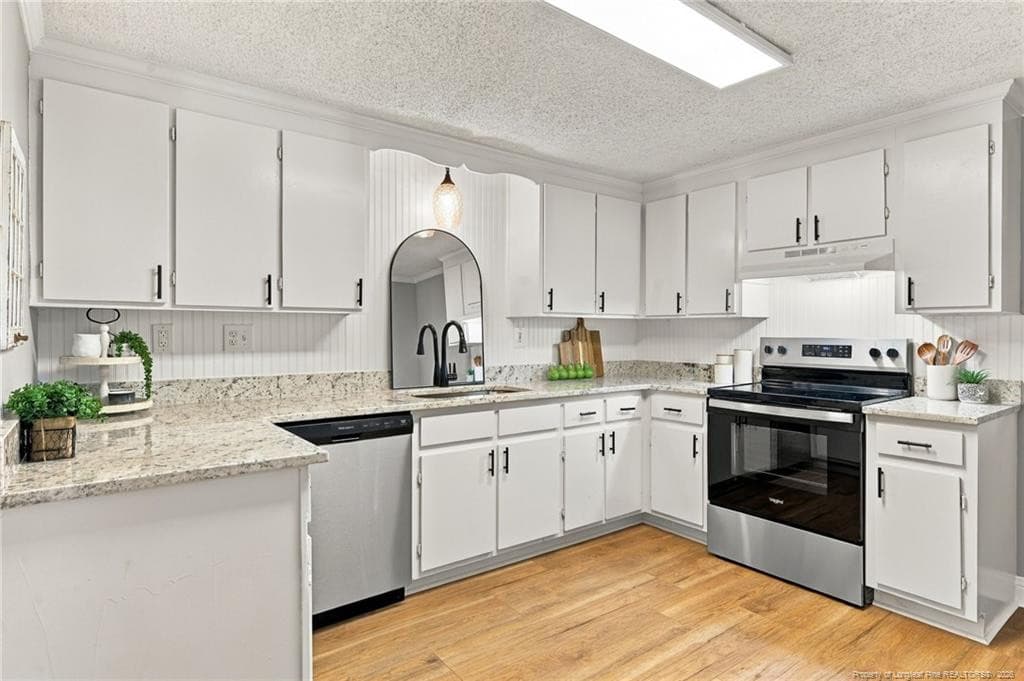 Photo 10 - 1090 Strickland Bridge Road, Fayetteville, NC 28304, Fayetteville