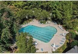 Fearrington Pool - 4230 Henderson Place, Pittsboro, NC 27312, Pittsboro