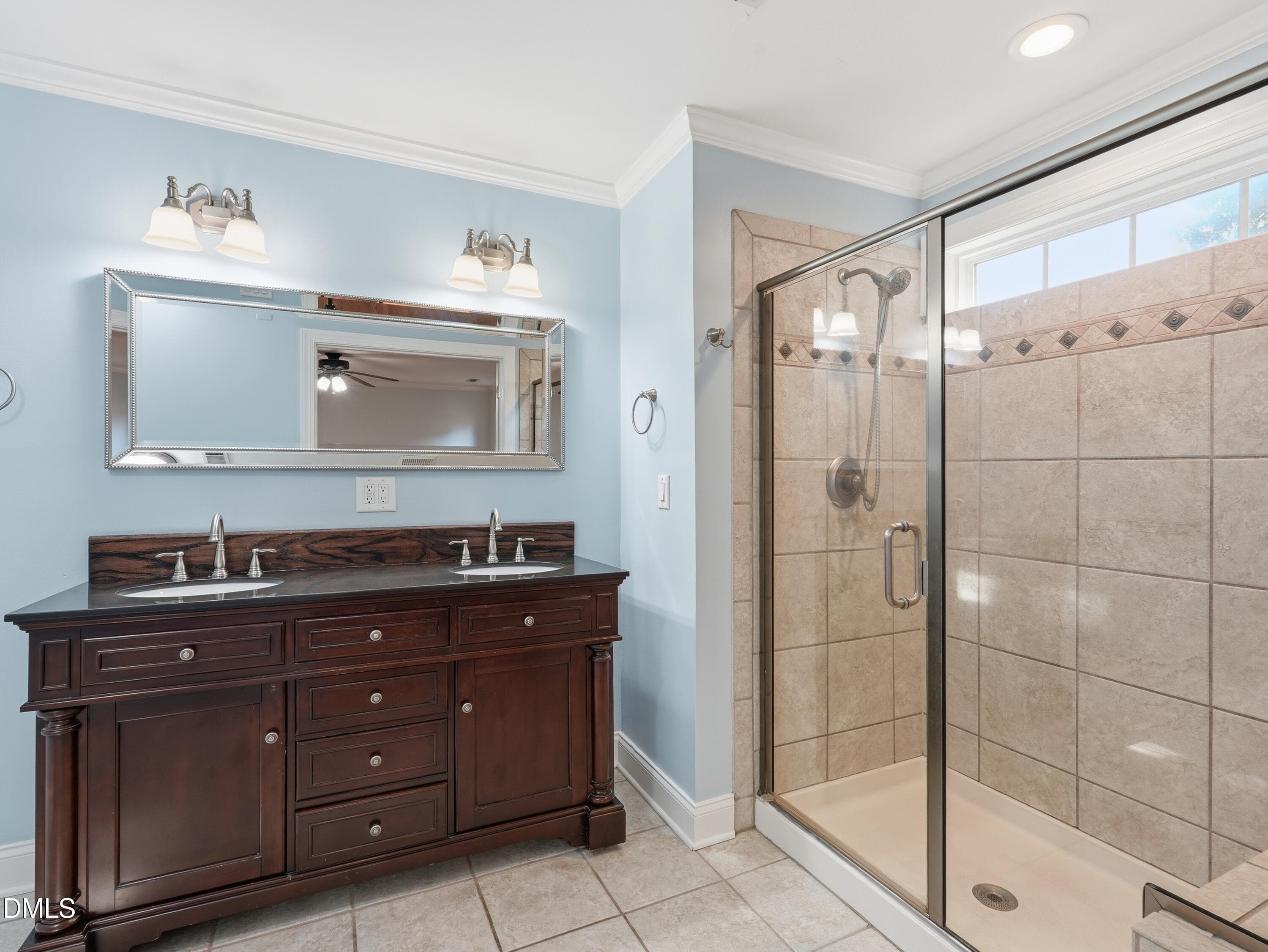pearce-media-623-crabbery-ln-21 - 623 Crabbery Lane, Raleigh, NC 27609, Raleigh