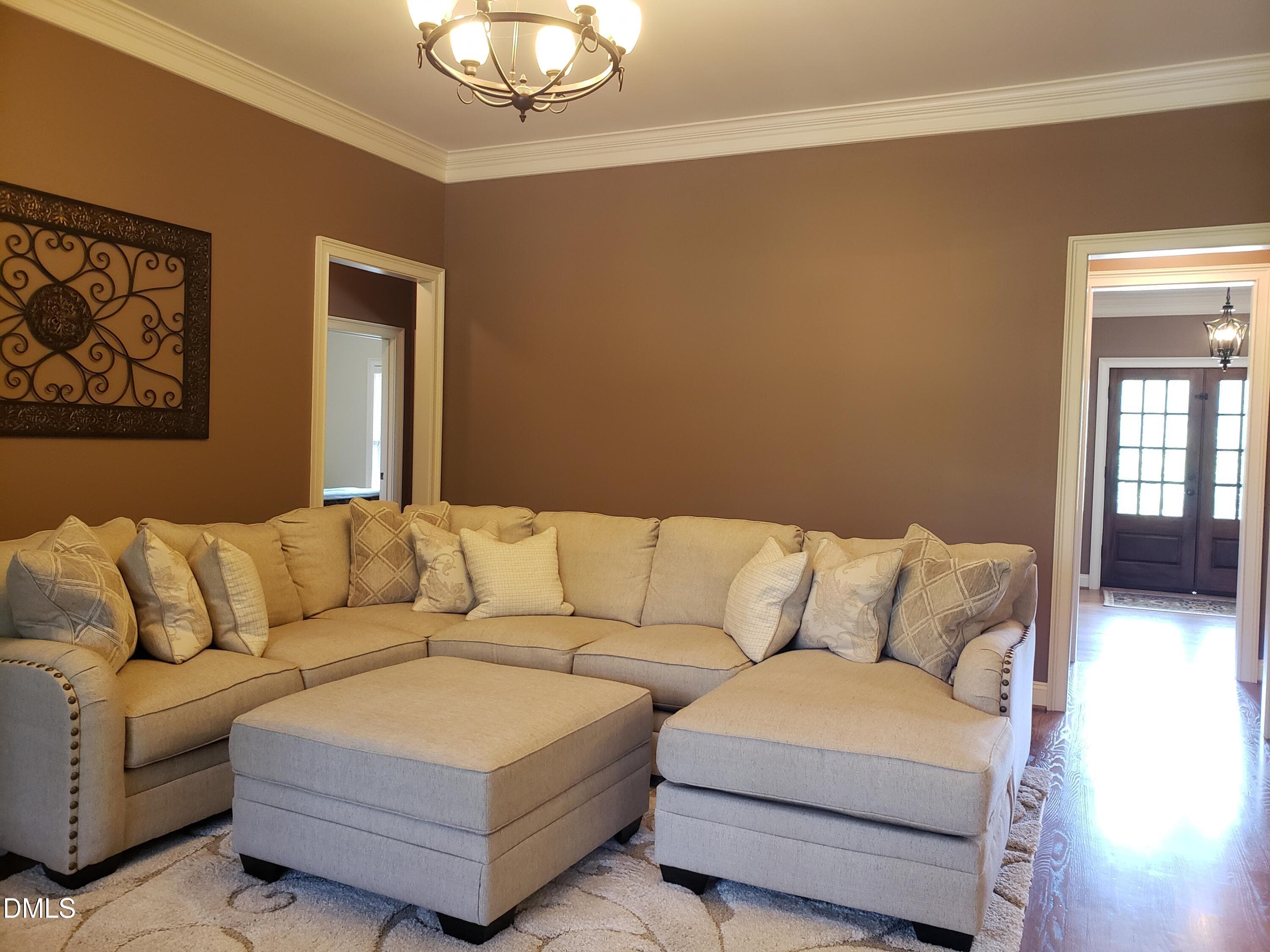 5-Living room and Entry - 2957 Doris Drive, Burlington, NC 27217