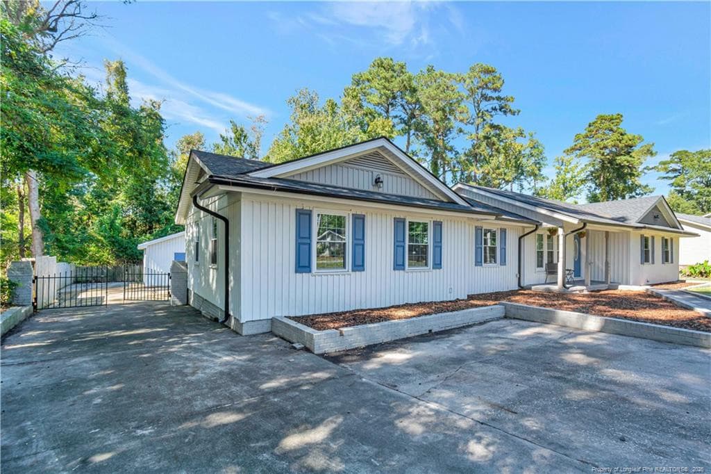 Photo 3 - 3980 Kings Cross Road, Lumberton, NC 28360, Lumberton
