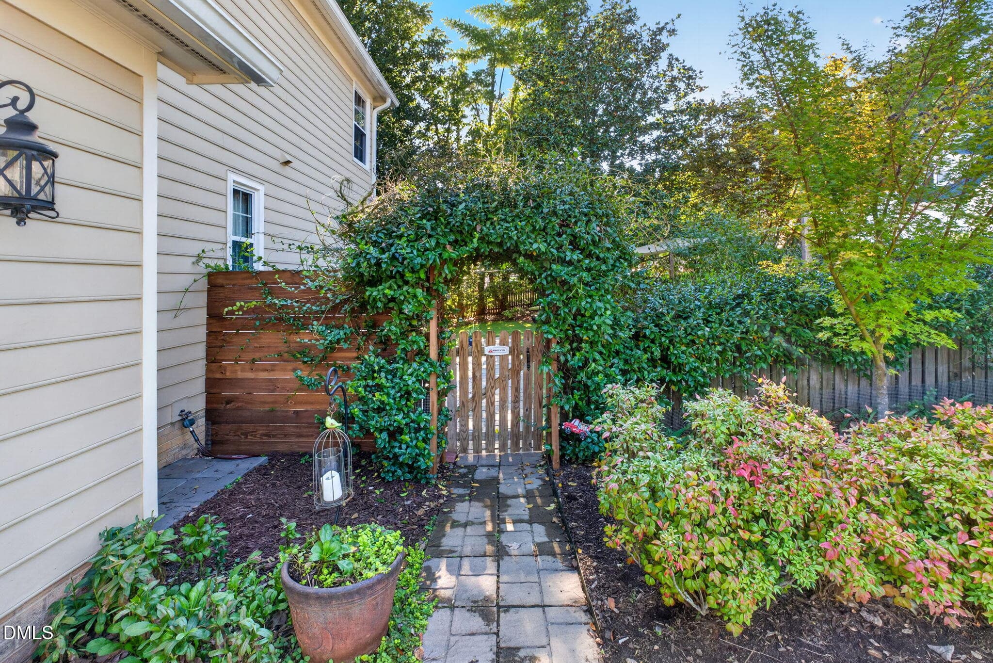 Yard - 100 Glensford Way, Cary, NC 27513, Cary