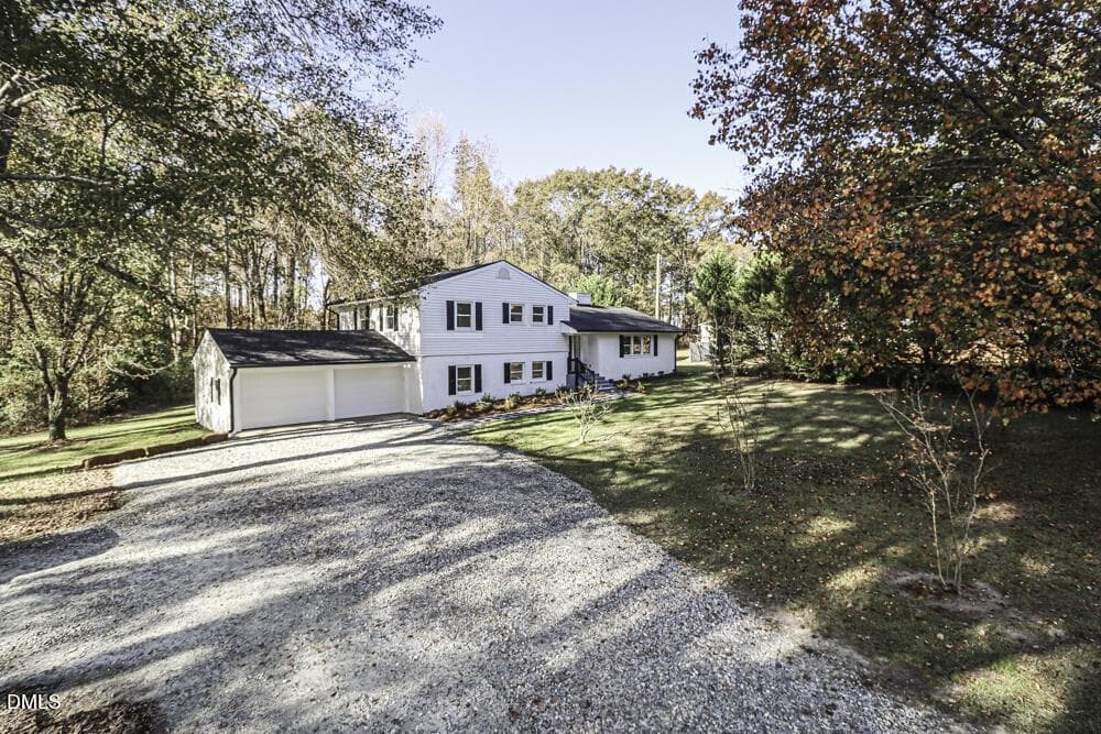 20231118234834978691000000-o - 805 River Road, Selma, NC 27576
