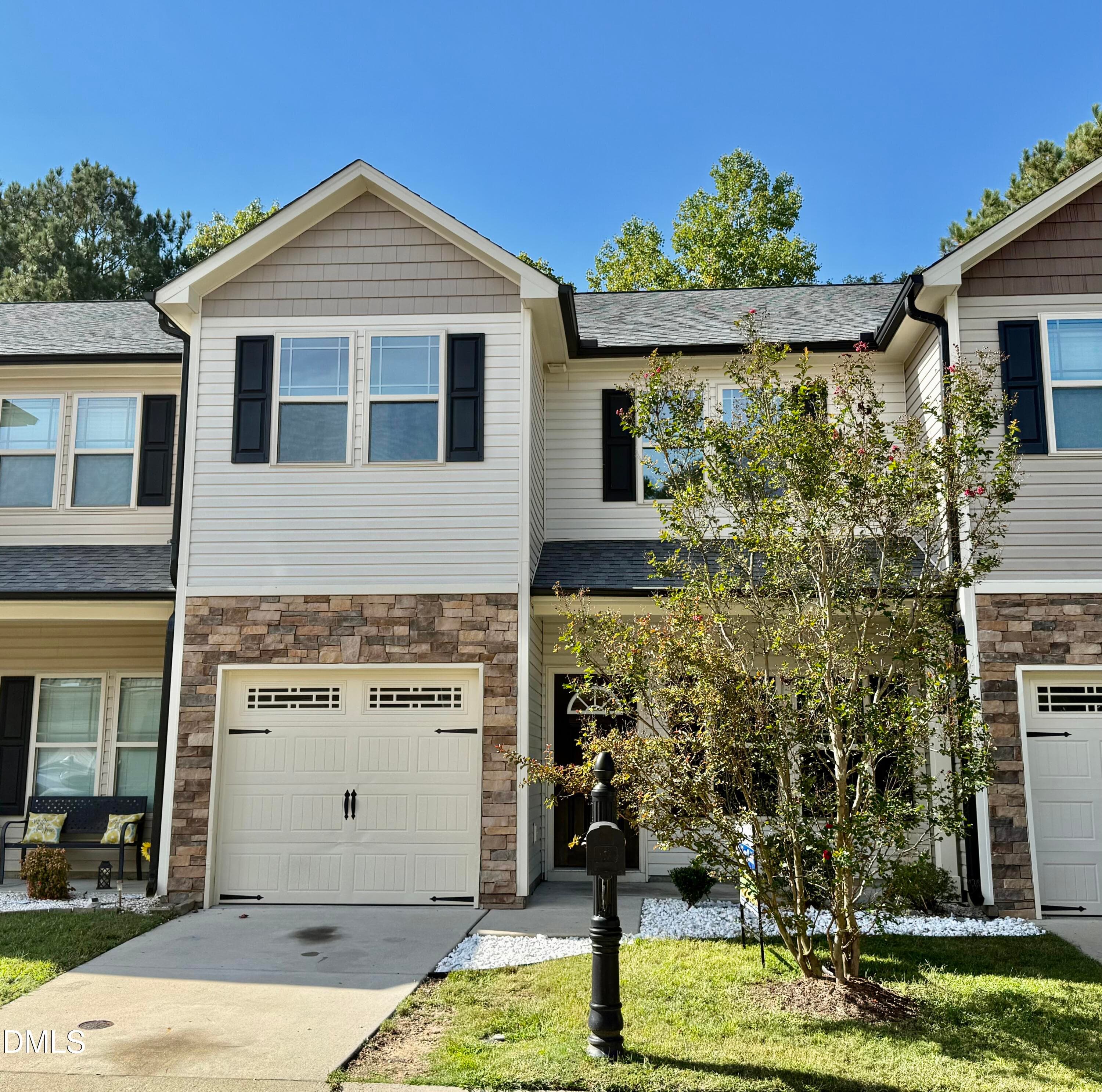 145 Hill Shore Lane, Clayton, NC 27527
